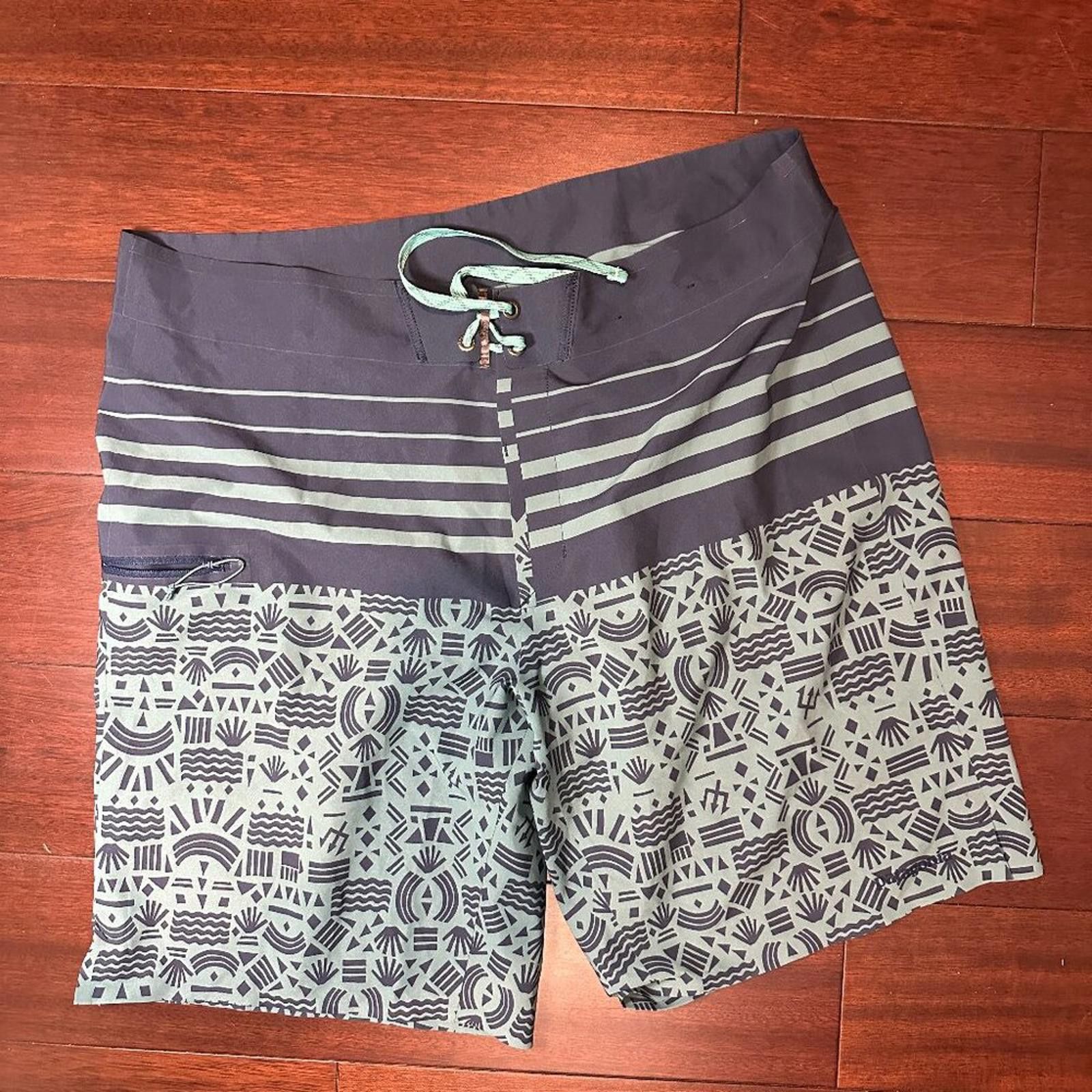 Patagonia Patagonia Men’s Swim Trunks – Size 36 Size US 32 / EU 48 - 1 Thumbnail