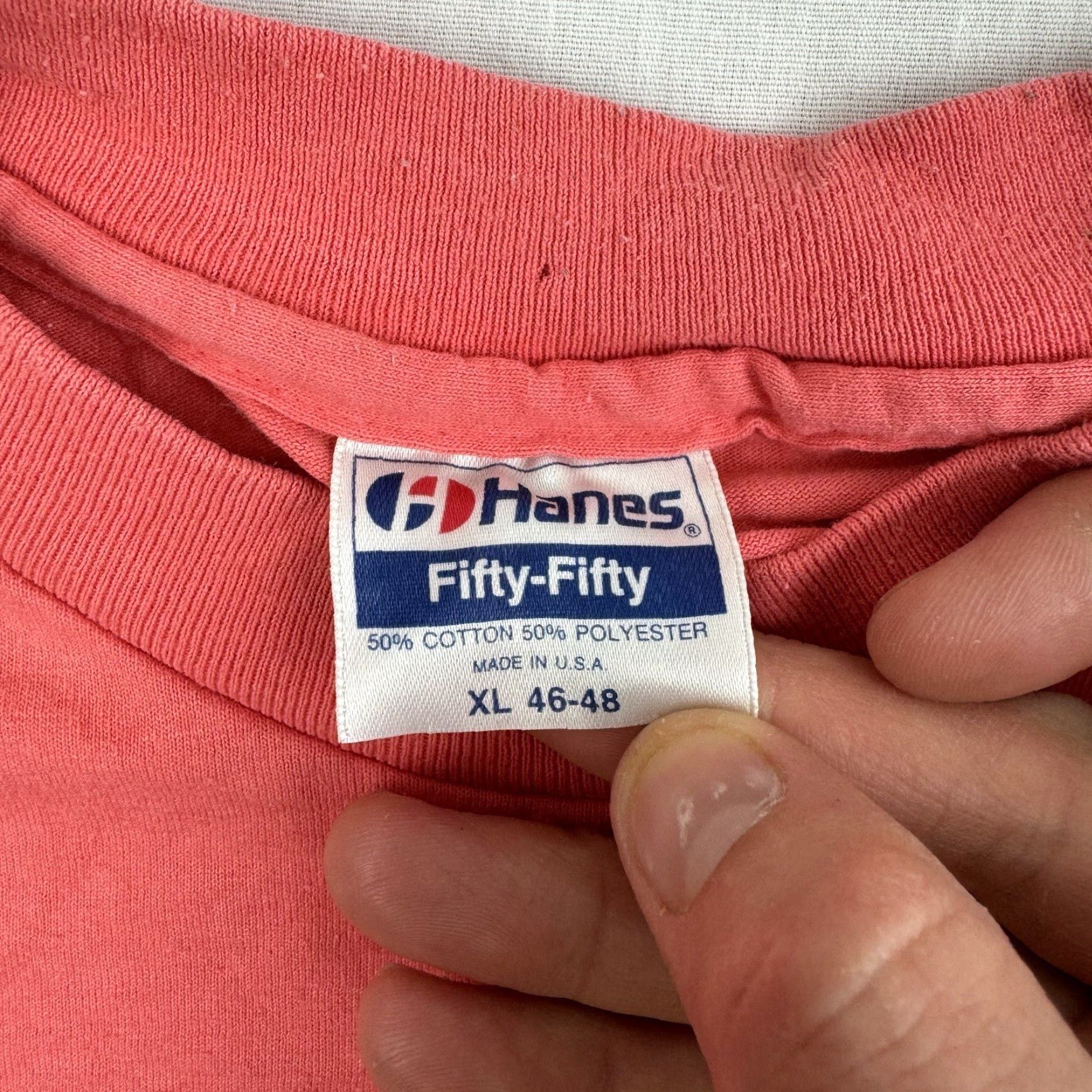 Hanes VINTAGE Hanes Shirt Adult XL Pink Flowers Nature Ocean Floral 90s 90s Flower Size US XL / EU 56 / 4 - 5 Thumbnail