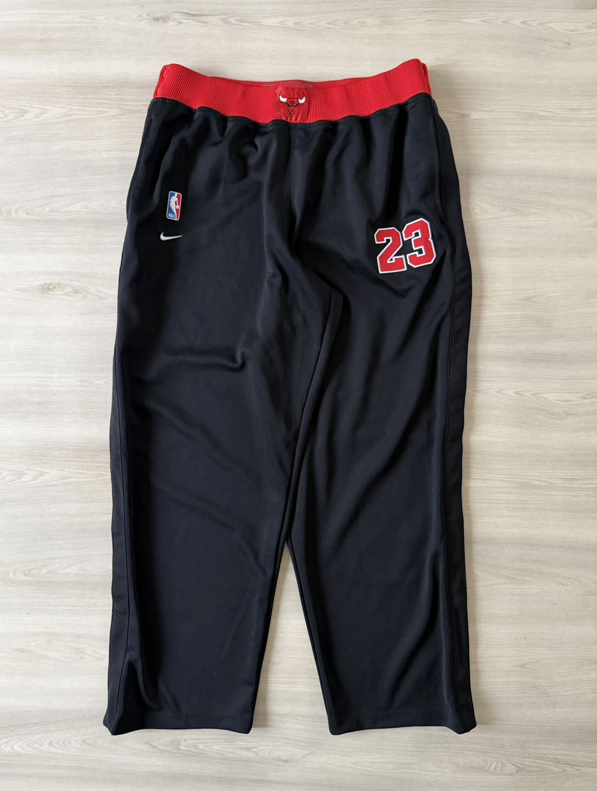 Nike Vtg Nike Pants Chicago Bulls Jordan #23 Warm Up Pants 2XL Size US 40 / EU 56 - 1 Thumbnail