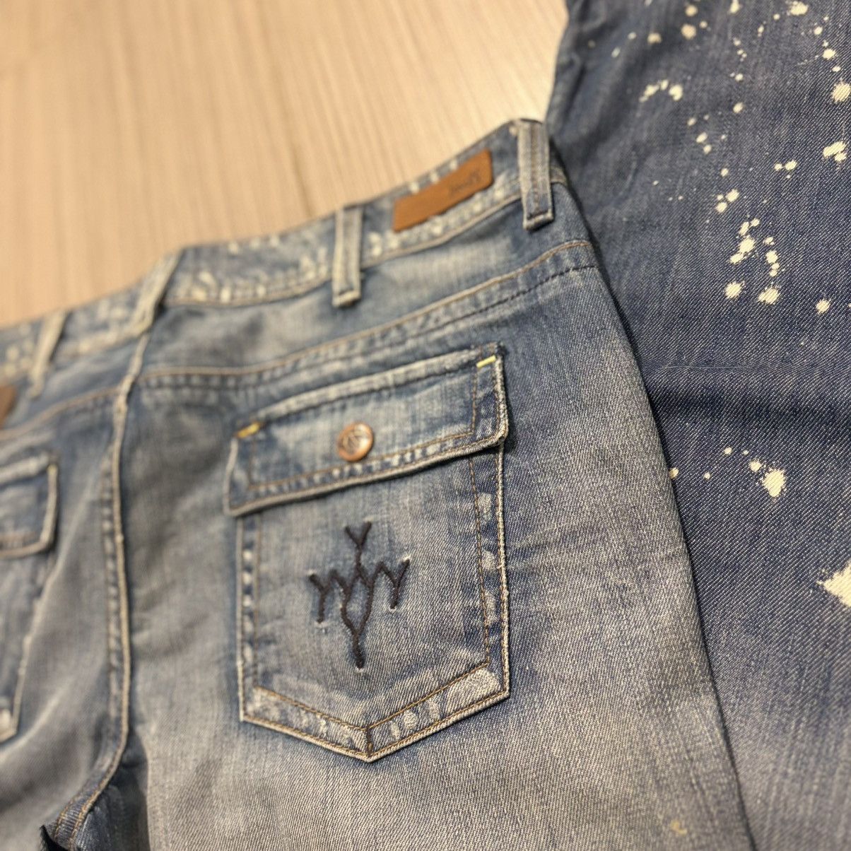 Other Y2K Yanuk “Worker Boyfriend” Paint Splatter Flared Jeans 31 Size US 31 - 2 Thumbnail