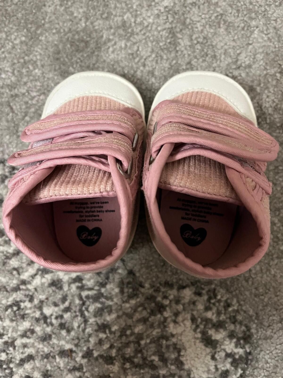 Other Baby Pink Sneakers 0-3M Velcro Soft Sole Shoes Size ONE SIZE - 3 Thumbnail