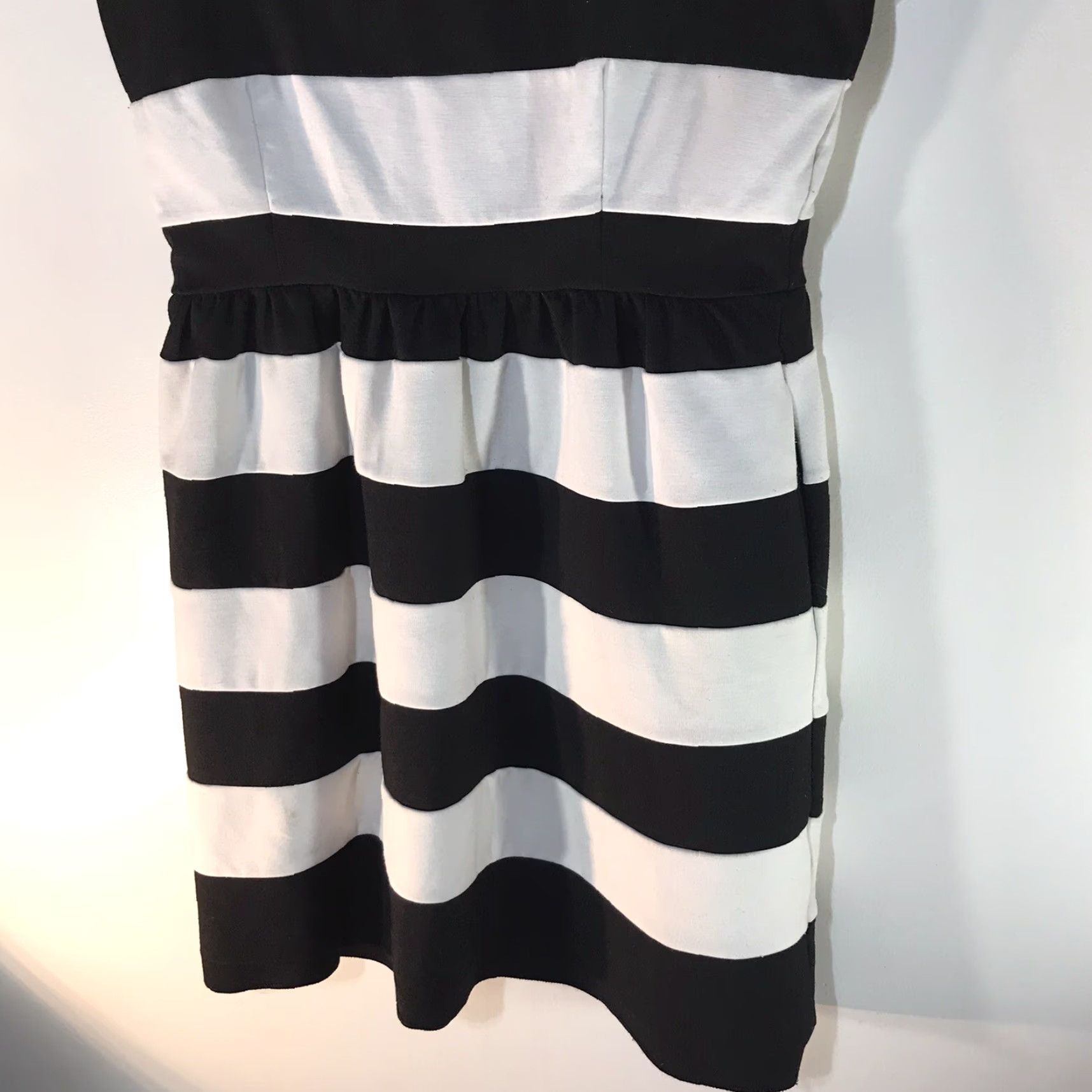 Vintage Elle Dress Womens 12 Size Striped Black & White Knee At Blk/Wht Striped Dress 12 Size XL / US 12-14 / IT 48-50 - 3 Thumbnail