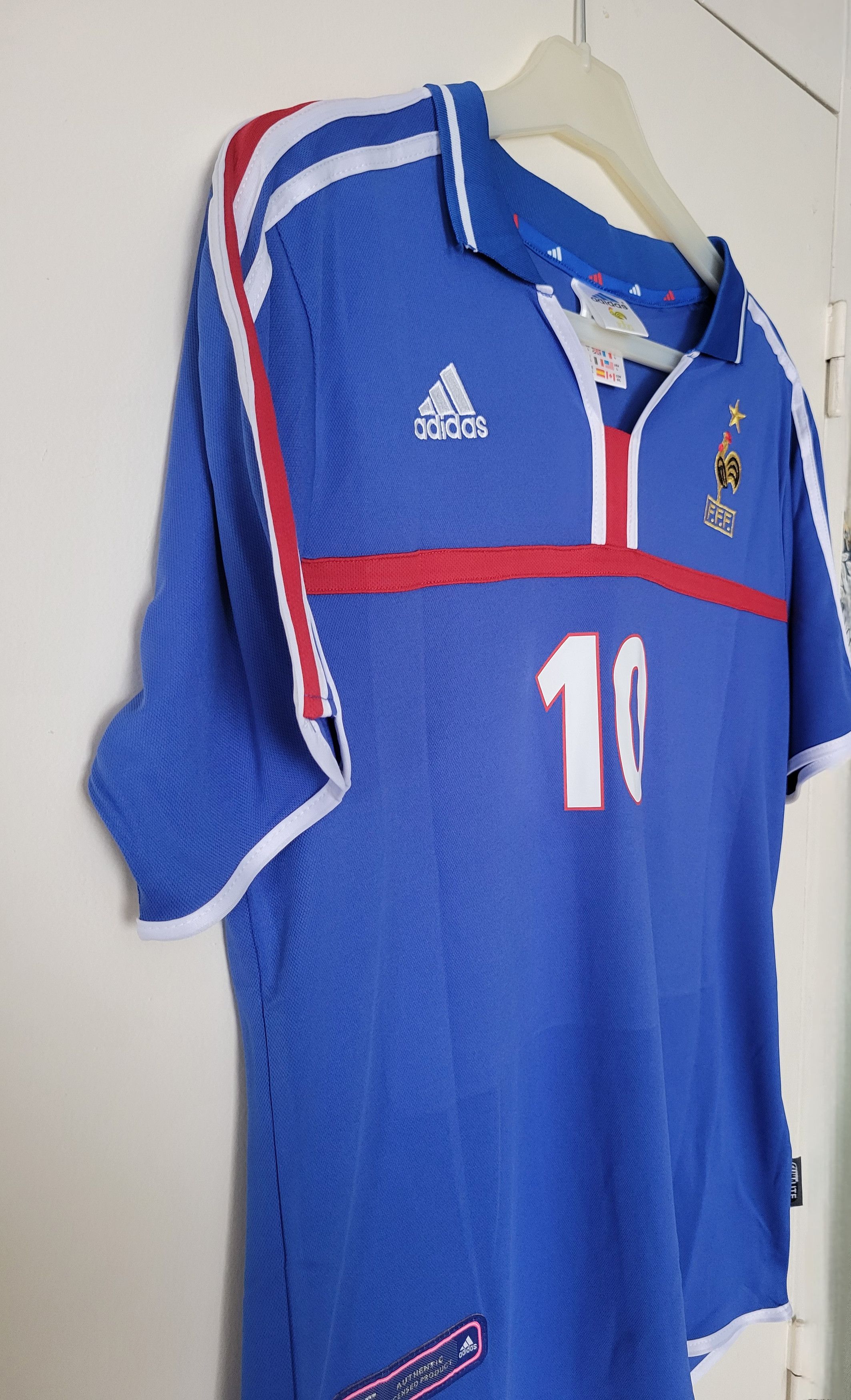 Other French 2000 Zidane 10 Vintage Retro Football Jersey Shirt Size US L / EU 52-54 / 3 - 4 Thumbnail