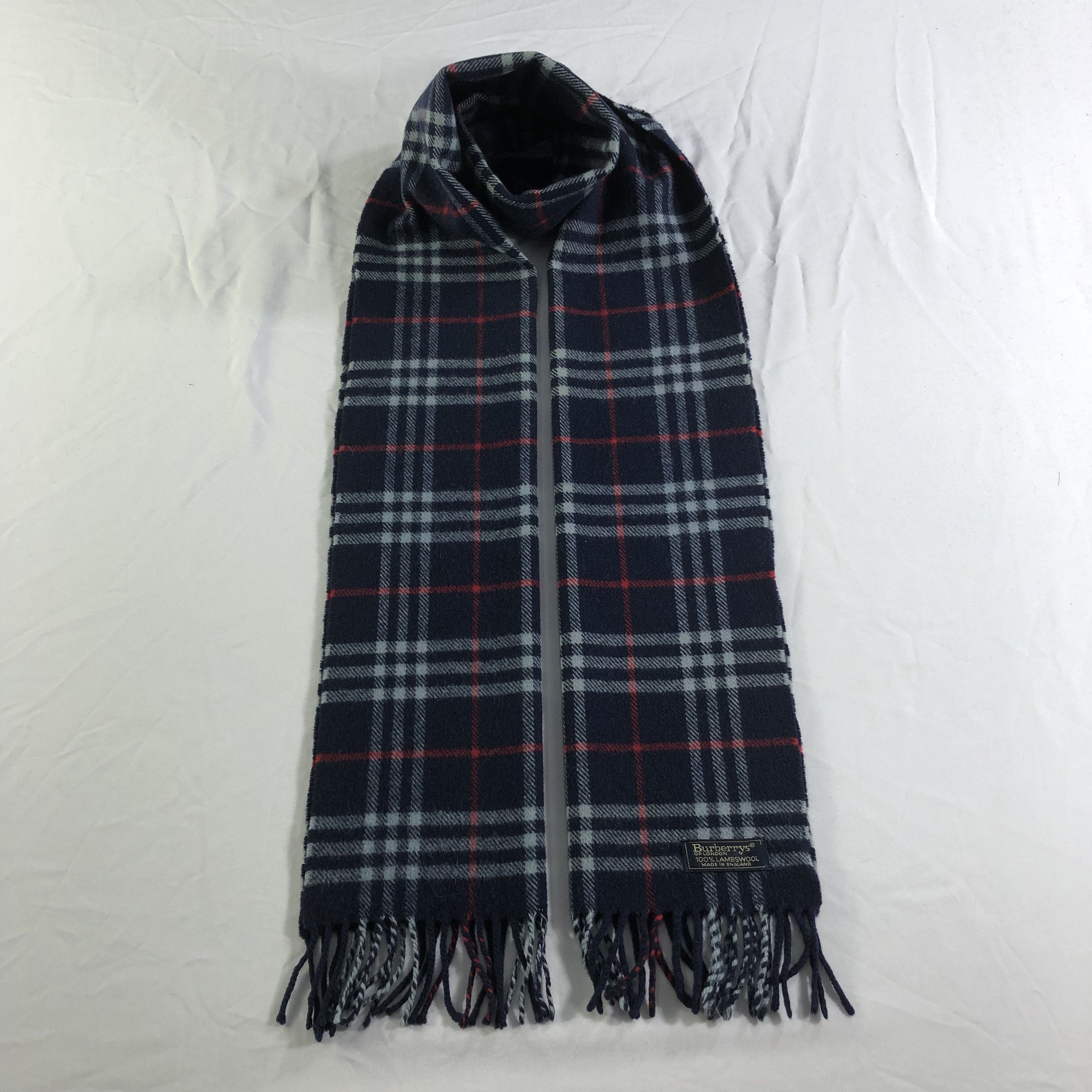 Burberry Burberrys Nova Check Wool Scarf Muffler Neckwear V2286 Size ONE SIZE - 1 Thumbnail