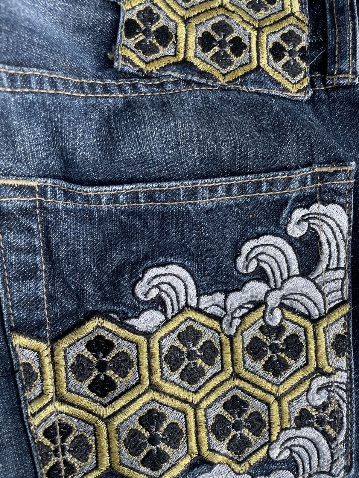 If Six Was Nine 2000s Japanese archive Sukajan Wabori Embroidery Jeans Size US 34 / EU 50 - 8 Thumbnail