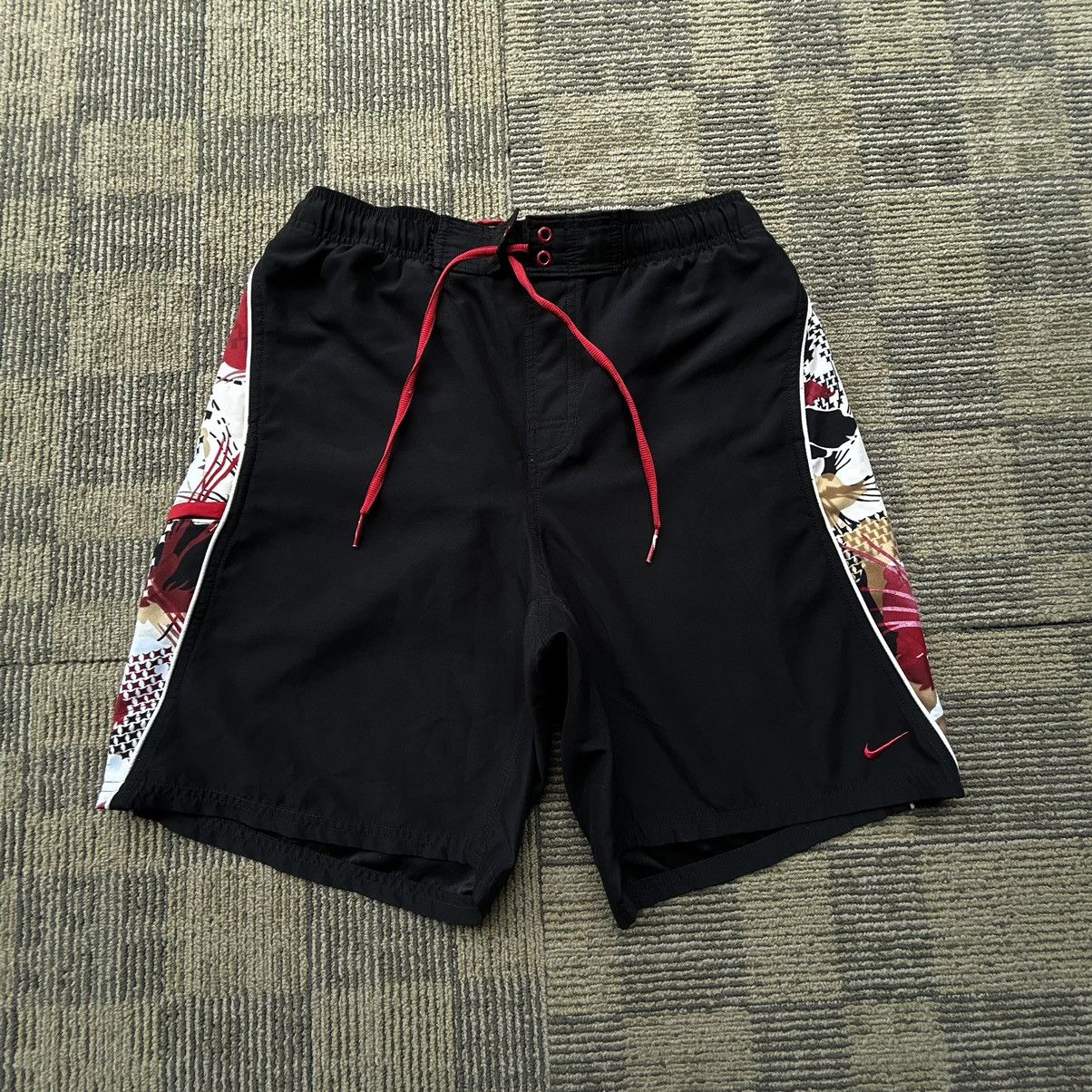 Nike Nike Vtg Y2K Black/ Red Embroidered Swoosh Shorts Size US 30 / EU 46 - 1 Thumbnail