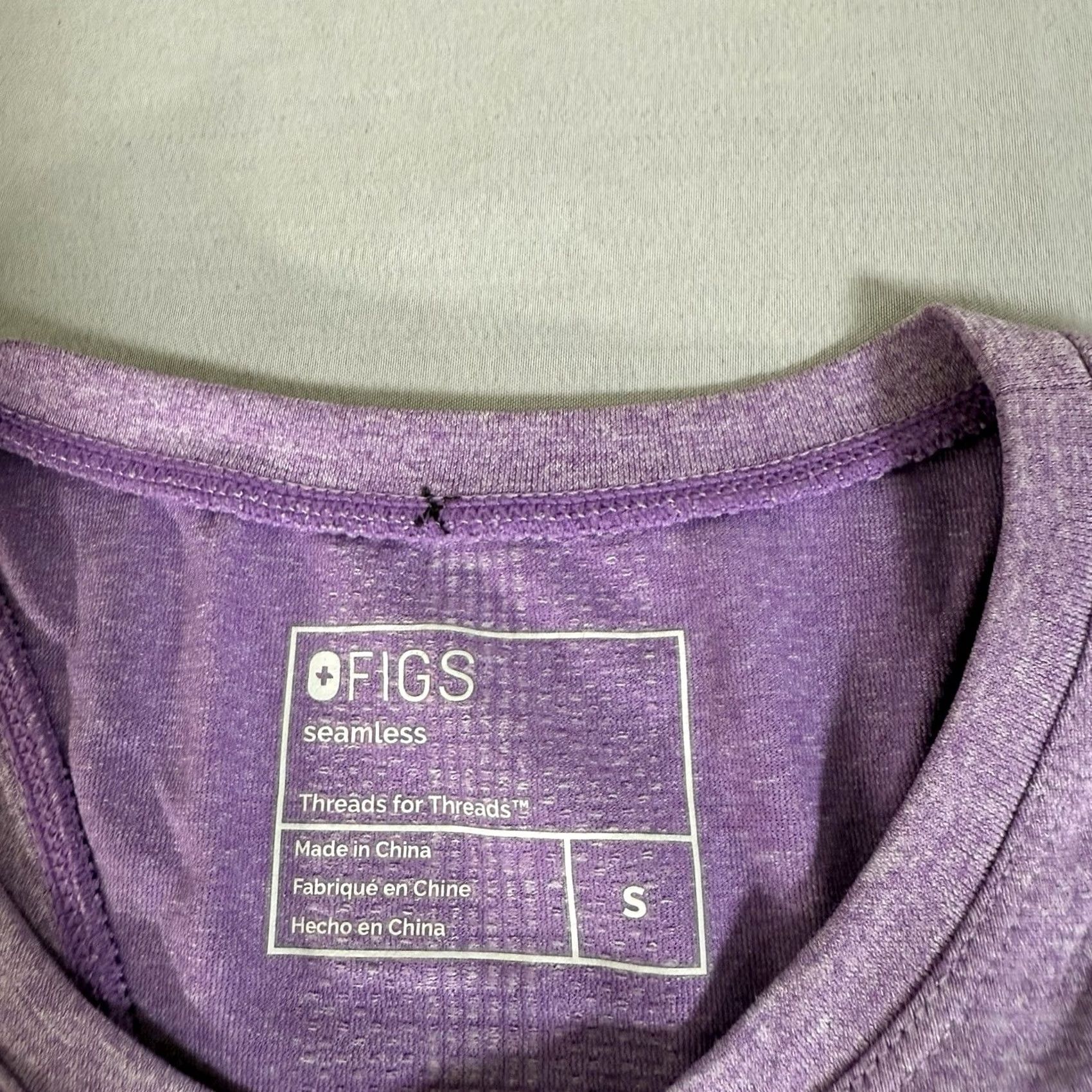 Vintage FIGS Womens Small Purple Seamless Sleeveless Tank Crew Neck Underscrub Shirt Size S / US 4 / IT 40 - 6 Thumbnail