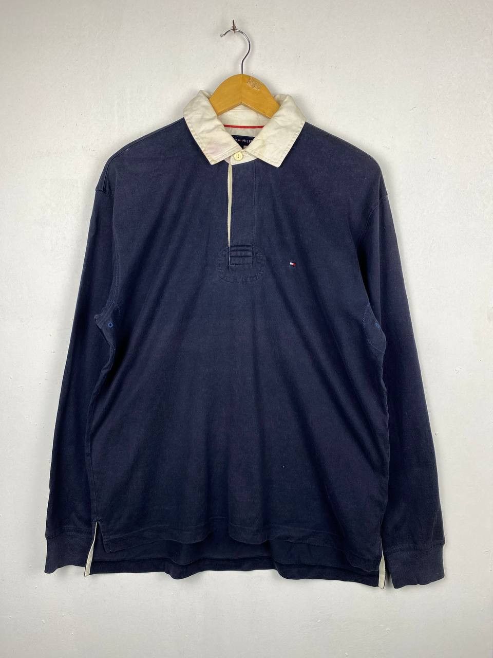 Tommy Hilfiger tommy hilfiger polo rugby style nice design Size US M / EU 48-50 / 2 - 1 Thumbnail