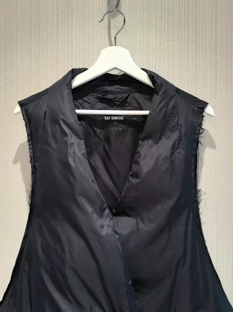 Raf Simons Raf Simons Large silhouette down vest jacket Size US S / EU 44-46 / 1 - 5 Thumbnail
