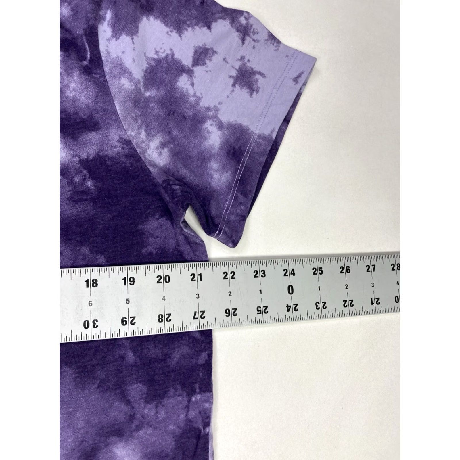 Logo 7 Goosebumps Logo Graphic T-shirt Men L Purple Tie Dye Short Sleeve Crew Neck Halloween Colorful Horror Size US L / EU 52-54 / 3 - 6 Thumbnail