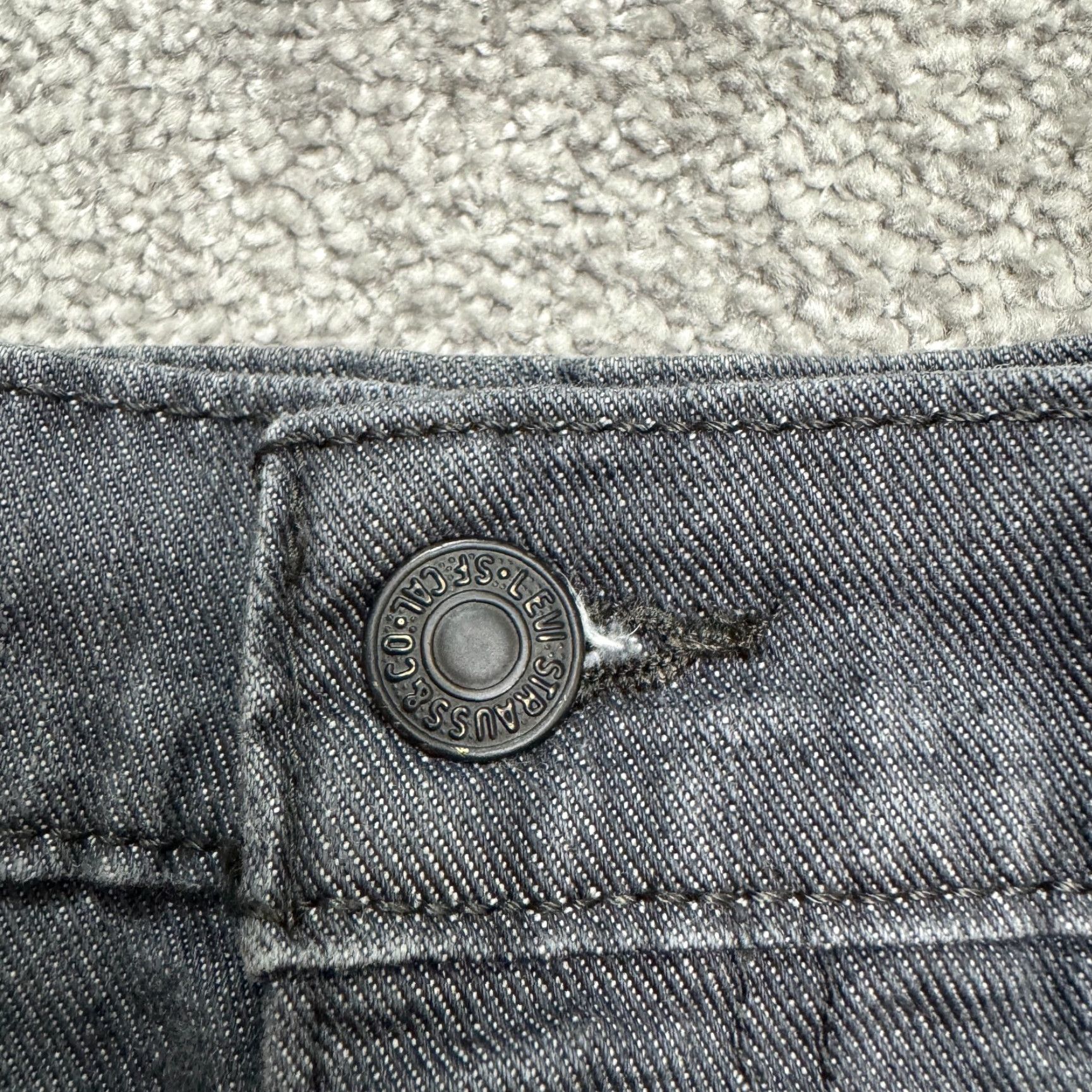 Levi's Levi's 511 Slim Fit Denim Jeans Mens 30x30 Gray Charcoal Wash Straight Leg Casual Streetwear USA 5-Pocket Design Size US 30 / EU 46 - 3 Thumbnail