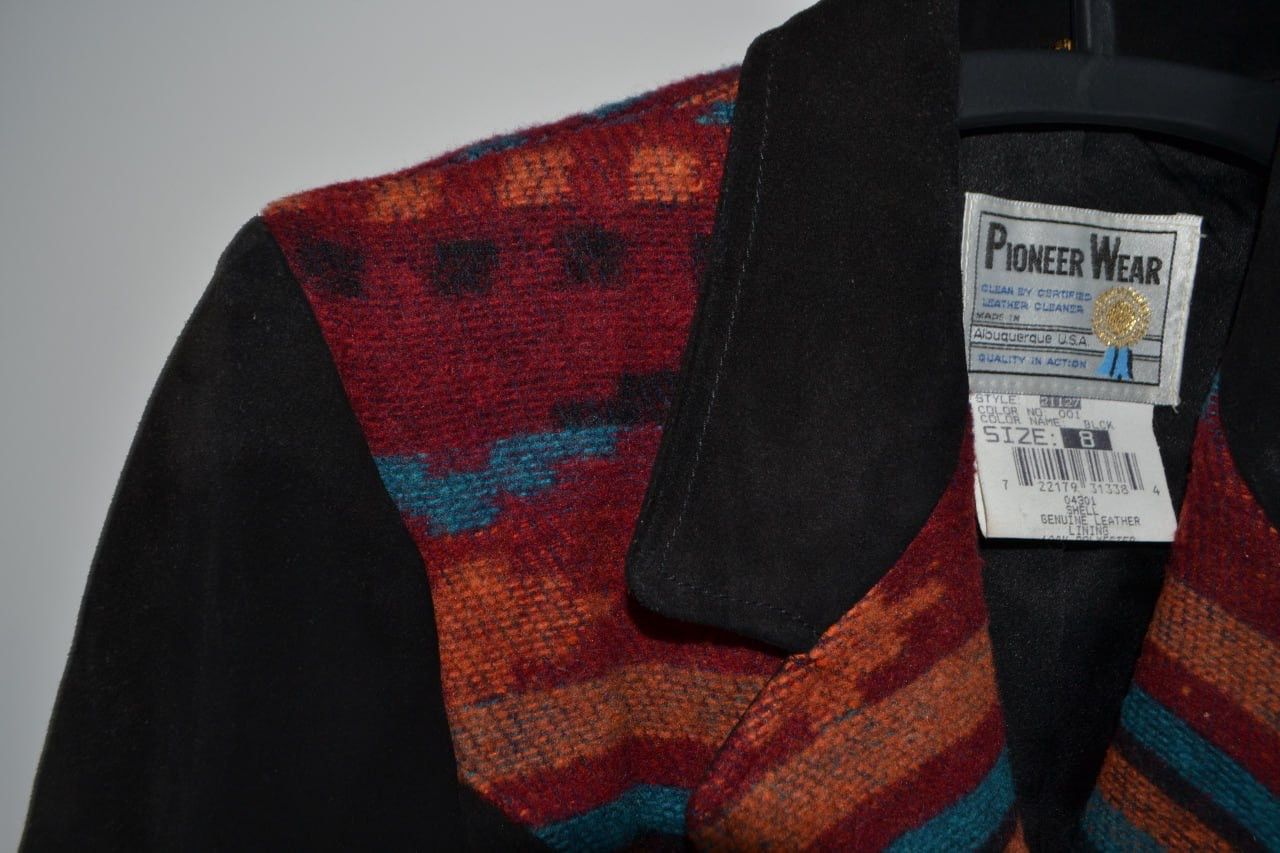 Vintage VTG Pioneer Wear Genuine Suede Leather Cowgirl Rodeo Jacket Size S / US 4 / IT 40 - 3 Thumbnail