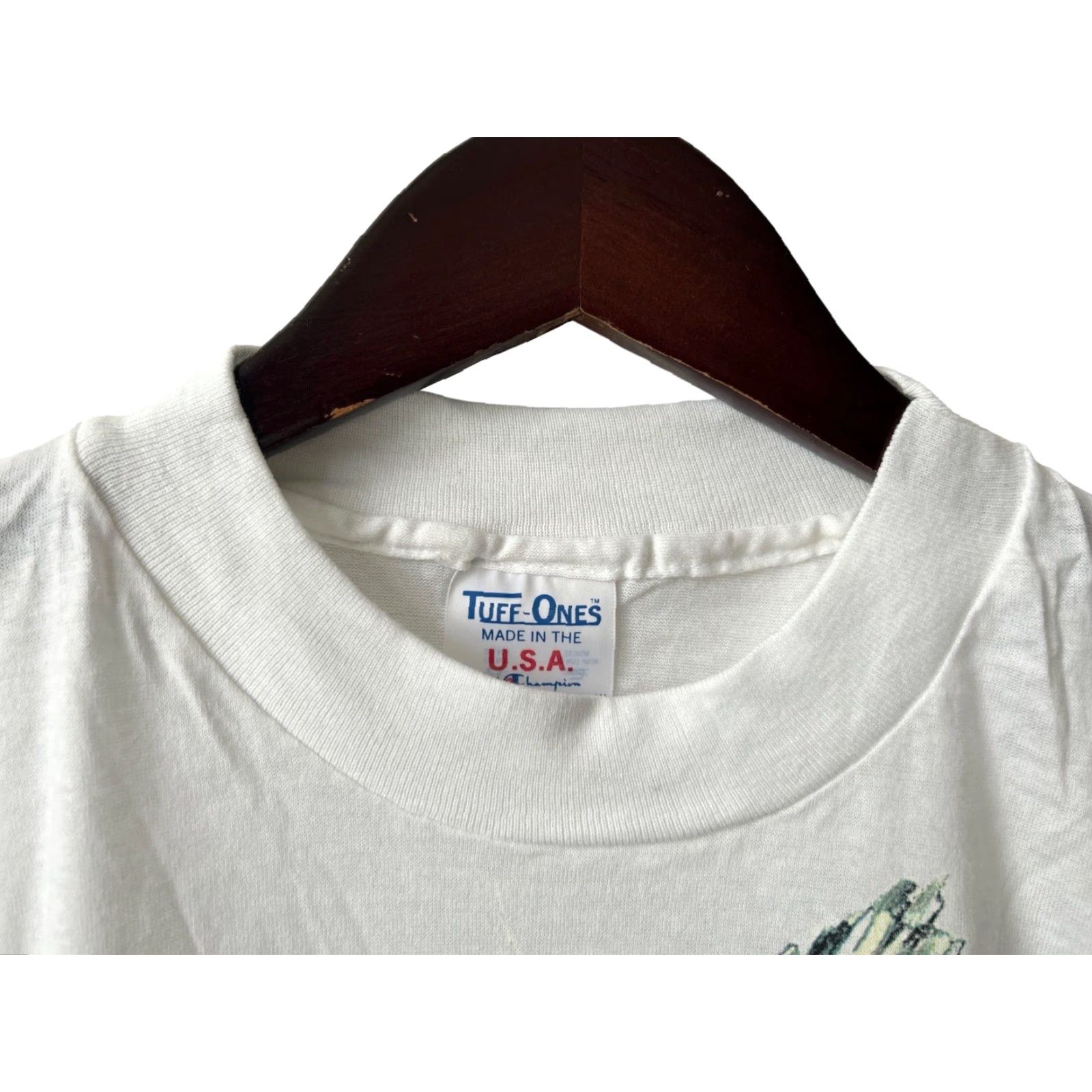 Champion VINTAGE Busch Gardens Panda Graphic T-Shirt Champion Mens L NOS 90s White 90s Mens Size US L / EU 52-54 / 3 - 2 Thumbnail