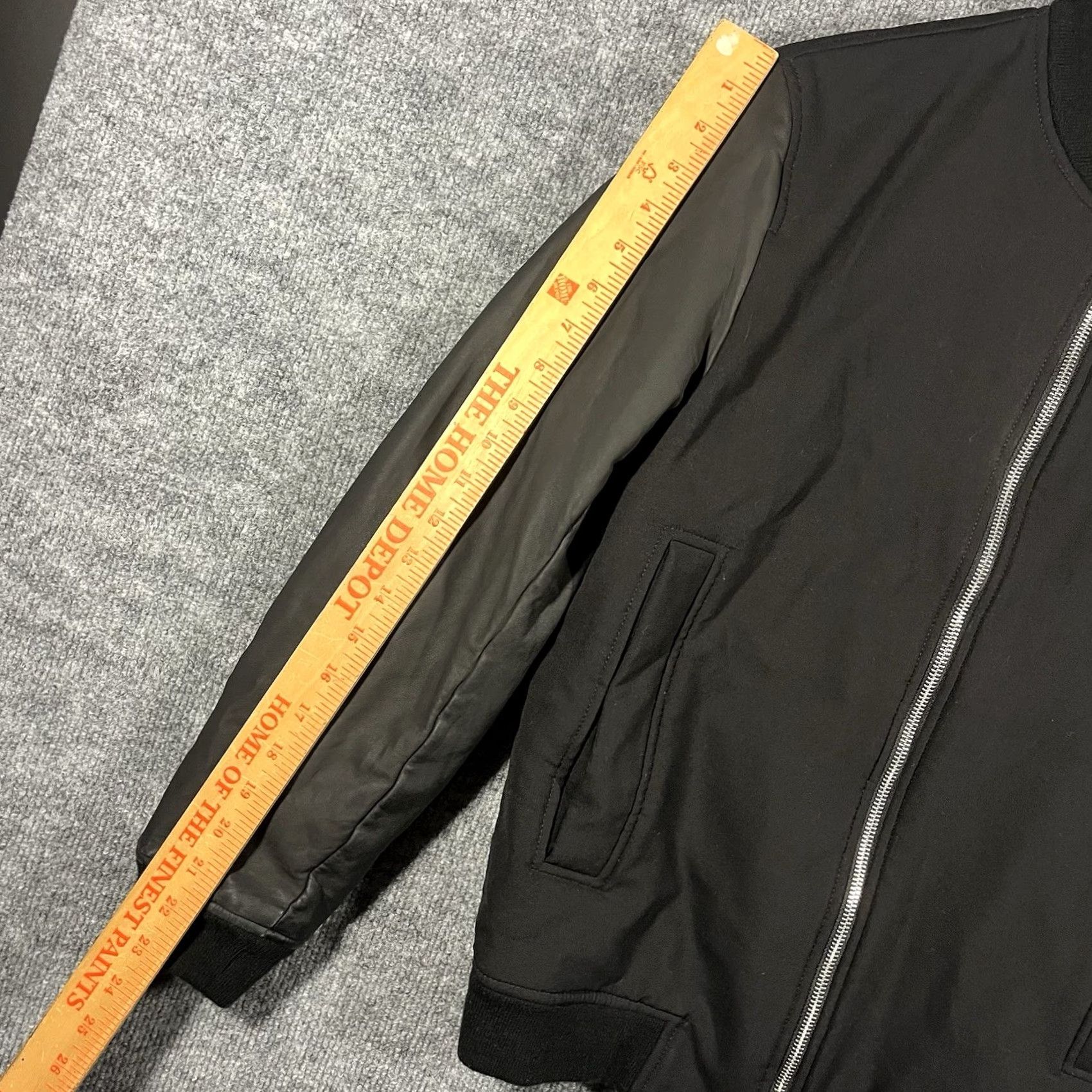 Theory Theory Jacket Bomber Jacket Men Small Black Wool Lamb Leather Sleeves Modern Coat Size US S / EU 44-46 / 1 - 8 Thumbnail