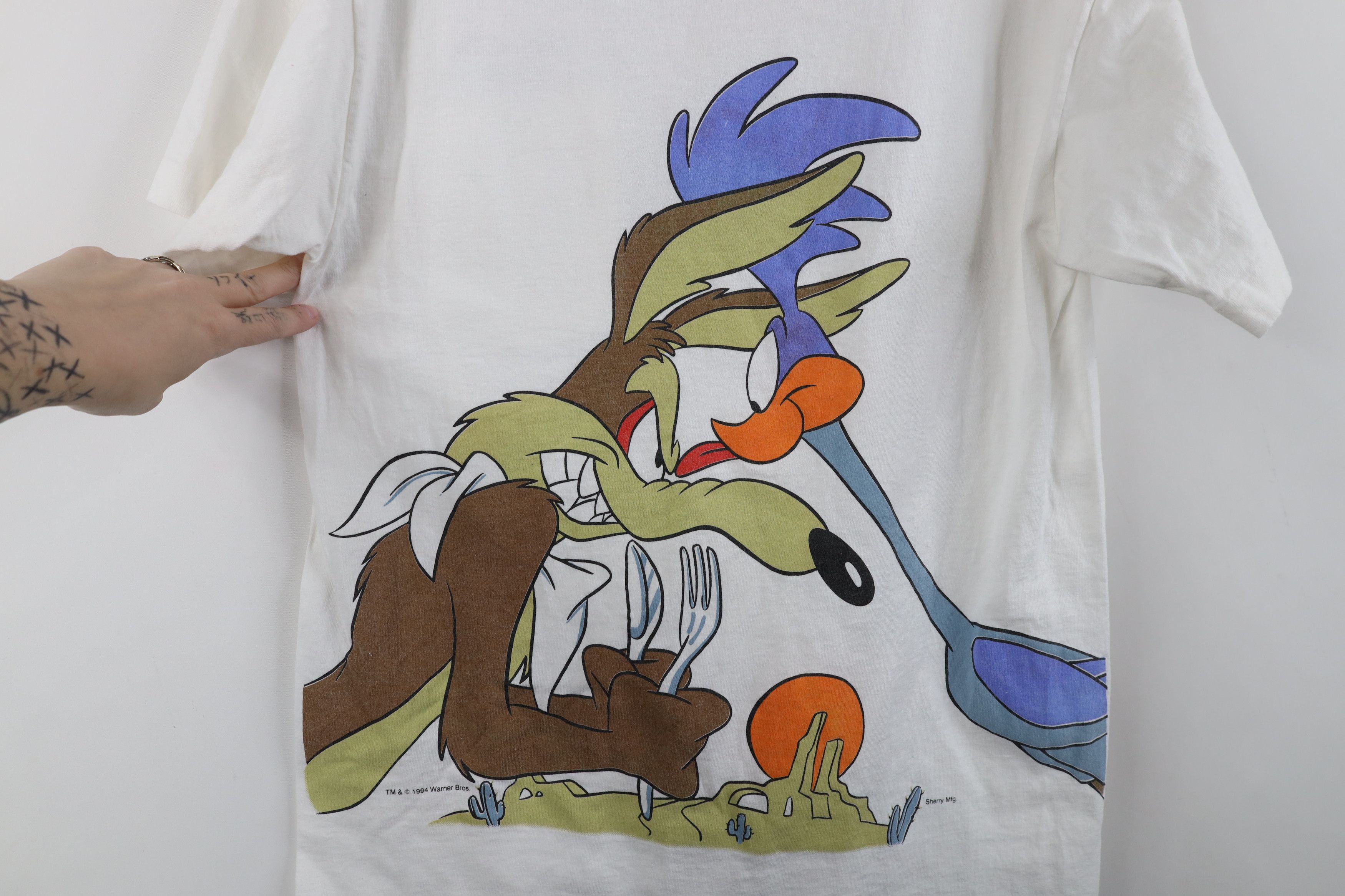 Vintage Vintage 90s Warner Bros E Coyote Road Runner T-Shirt USA Size US M / EU 48-50 / 2 - 9 Thumbnail
