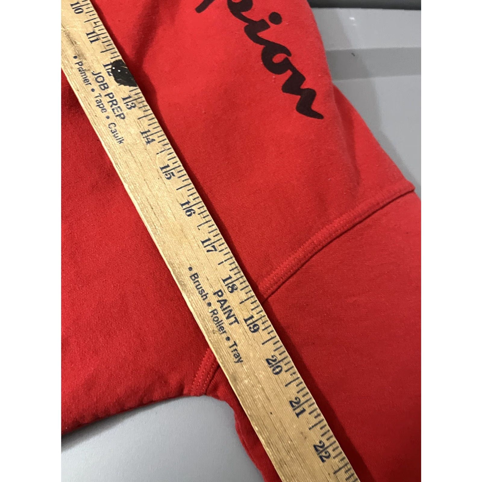 Champion Champion Hoodie Mens Size Small Red Logo Hooded Pullover Sweatshirt Regular Fit Long Sleeve Training Gym CardLogo 90s? Size US S / EU 44-46 / 1 - 5 Thumbnail