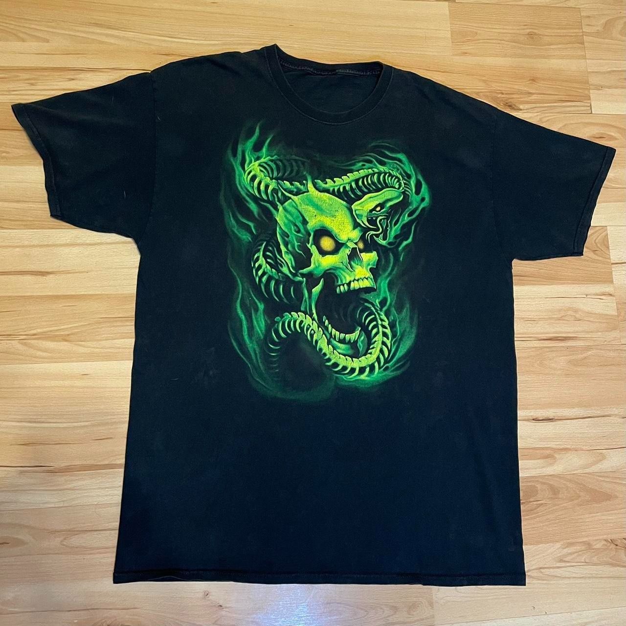 Other Vintage Y2K skeleton skull with cobra and flames tshirt Size US L / EU 52-54 / 3 - 1 Thumbnail