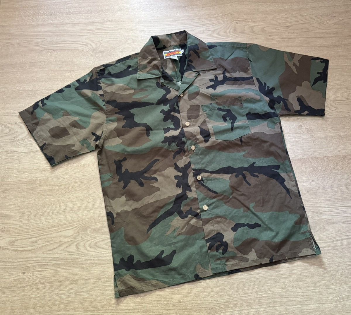 Vintage Vintage Zero Effect y2k Camo Archival Skateboarding Shirt Size US L / EU 52-54 / 3 - 1 Thumbnail