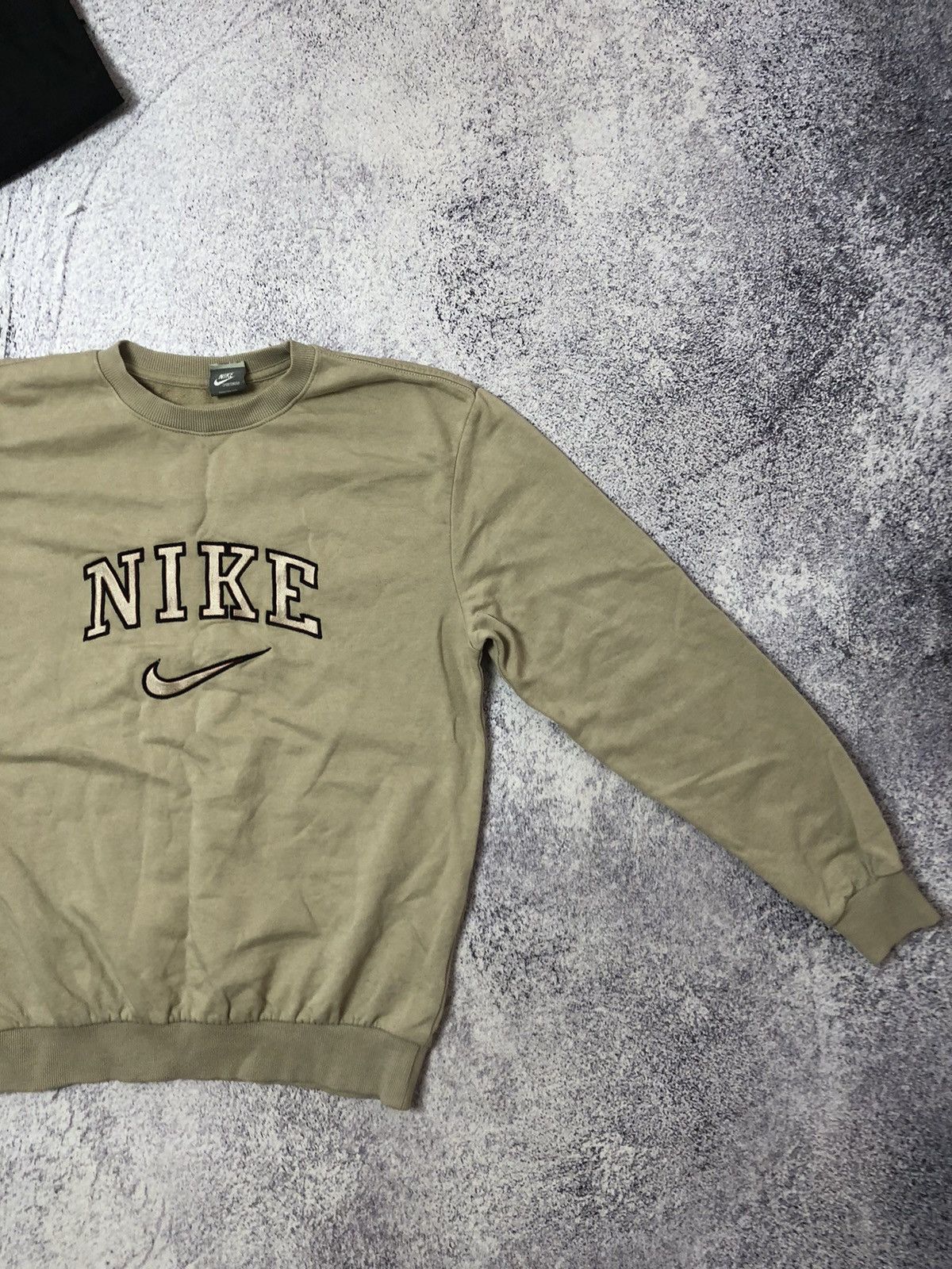 Vintage Vintage sweater Nike big logo size S y2k Size US S / EU 44-46 / 1 - 2 Thumbnail