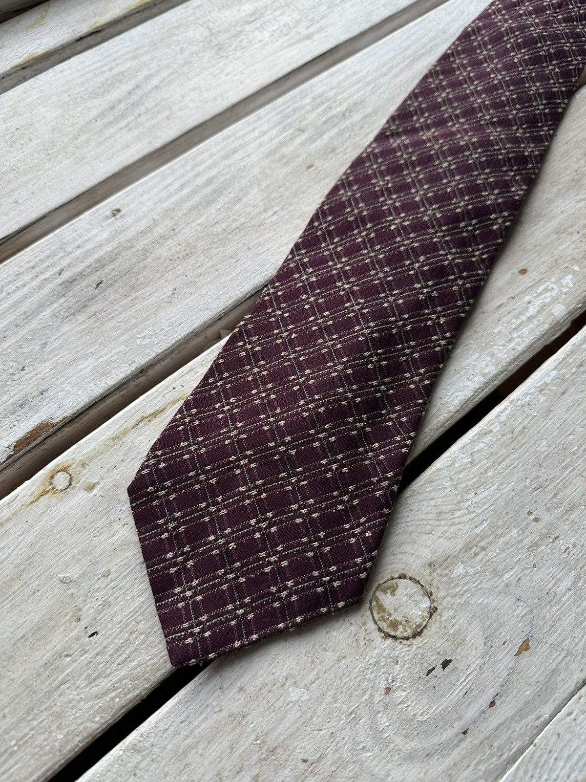 Designer × Hugo Boss 🚨RARE Hugo Boss Tie old money style Burgundy luxury monogram Size ONE SIZE - 5 Thumbnail
