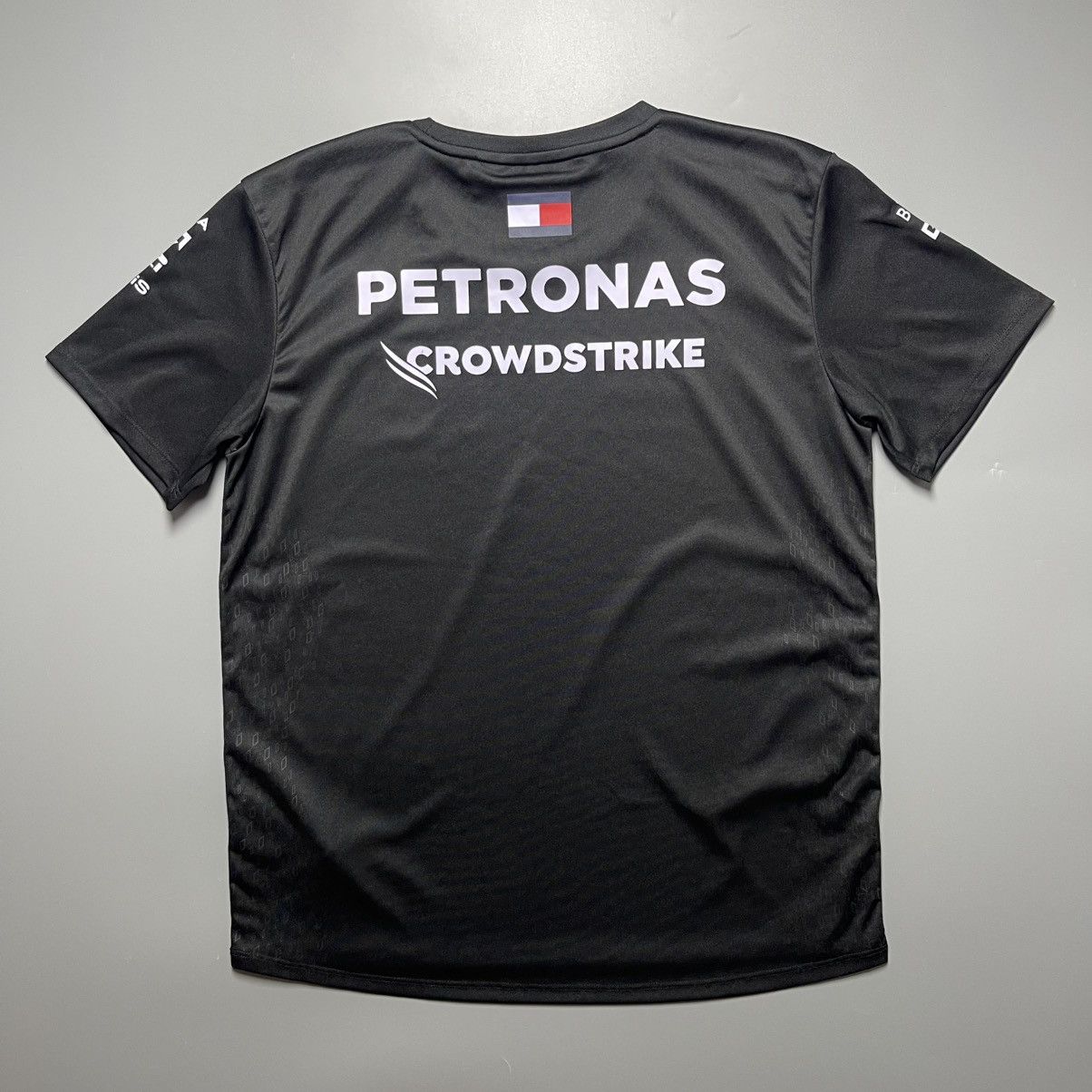 Mercedes-Benz MERCEDES BENZ AMG PETRONAS F1 2023 TEAM DRIVER T-SHIRT Size US L / EU 52-54 / 3 - 10 Thumbnail