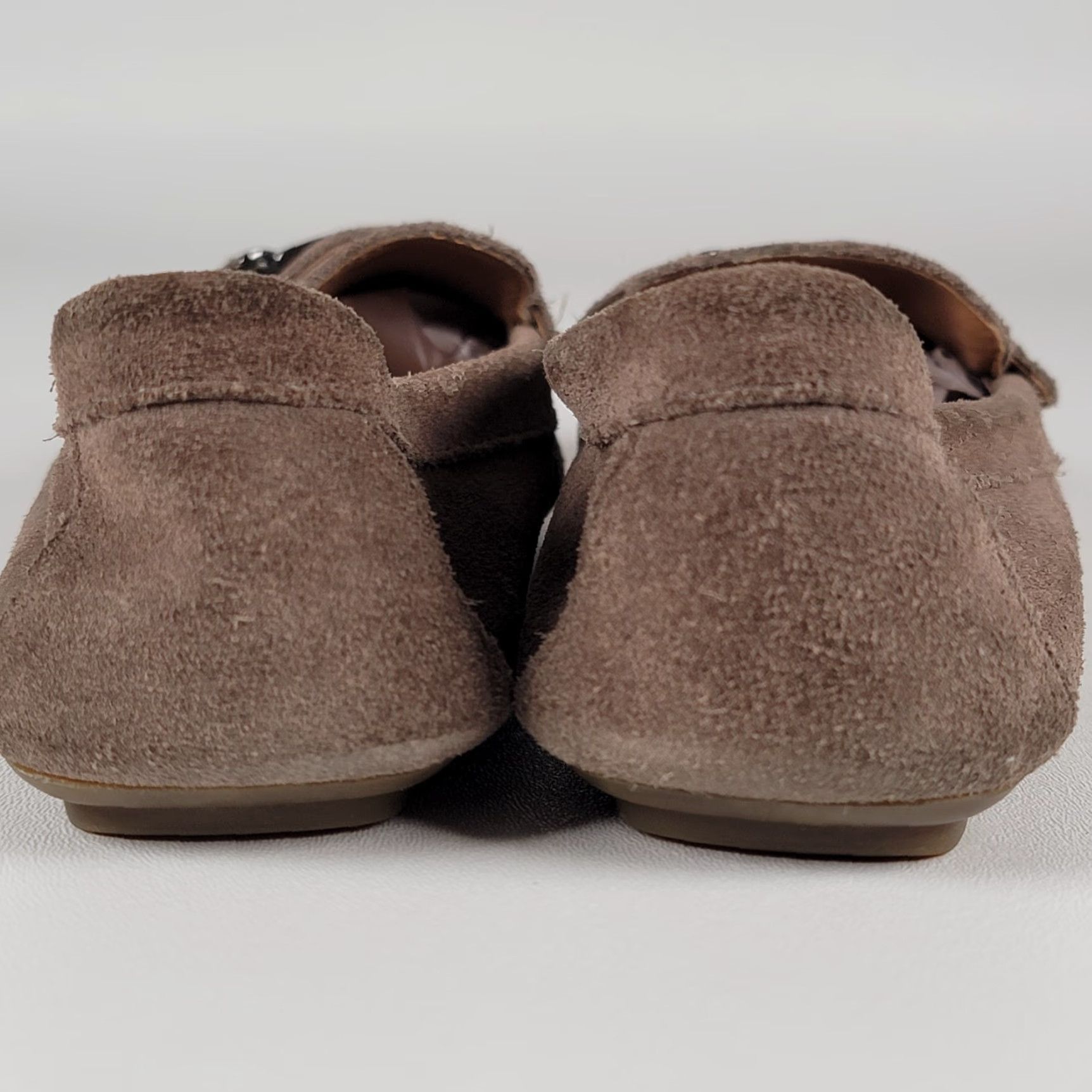 Calvin Klein Calvin Klein Lisa Flats Loafers Women Tan Suede Silver Hardware Size 7/37 Size US 7 / IT 37 - 4 Thumbnail