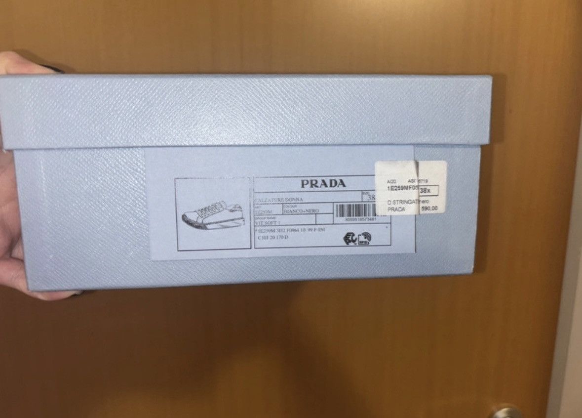 Prada Prada Sneaker Size US 8.5 / IT 38.5 - 7 Thumbnail