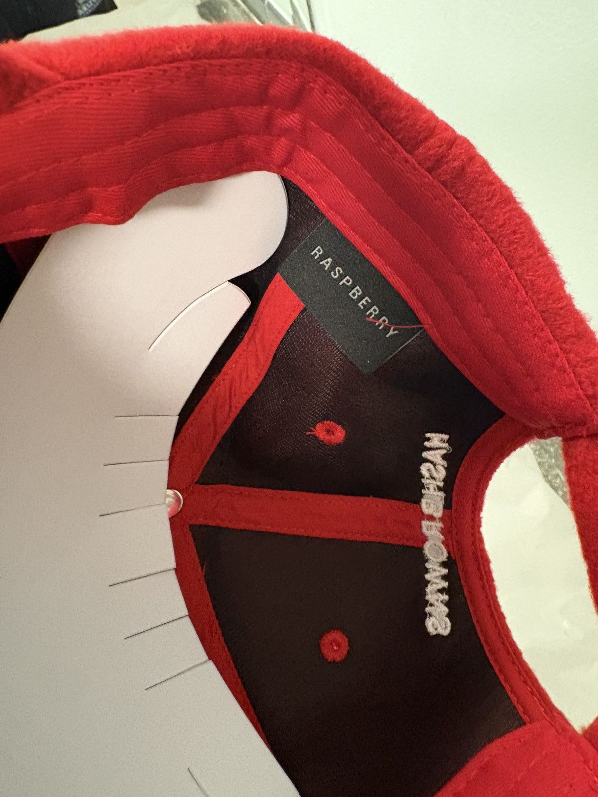 The GV Gallery Raspberry Hills Hat Size ONE SIZE - 2 Thumbnail