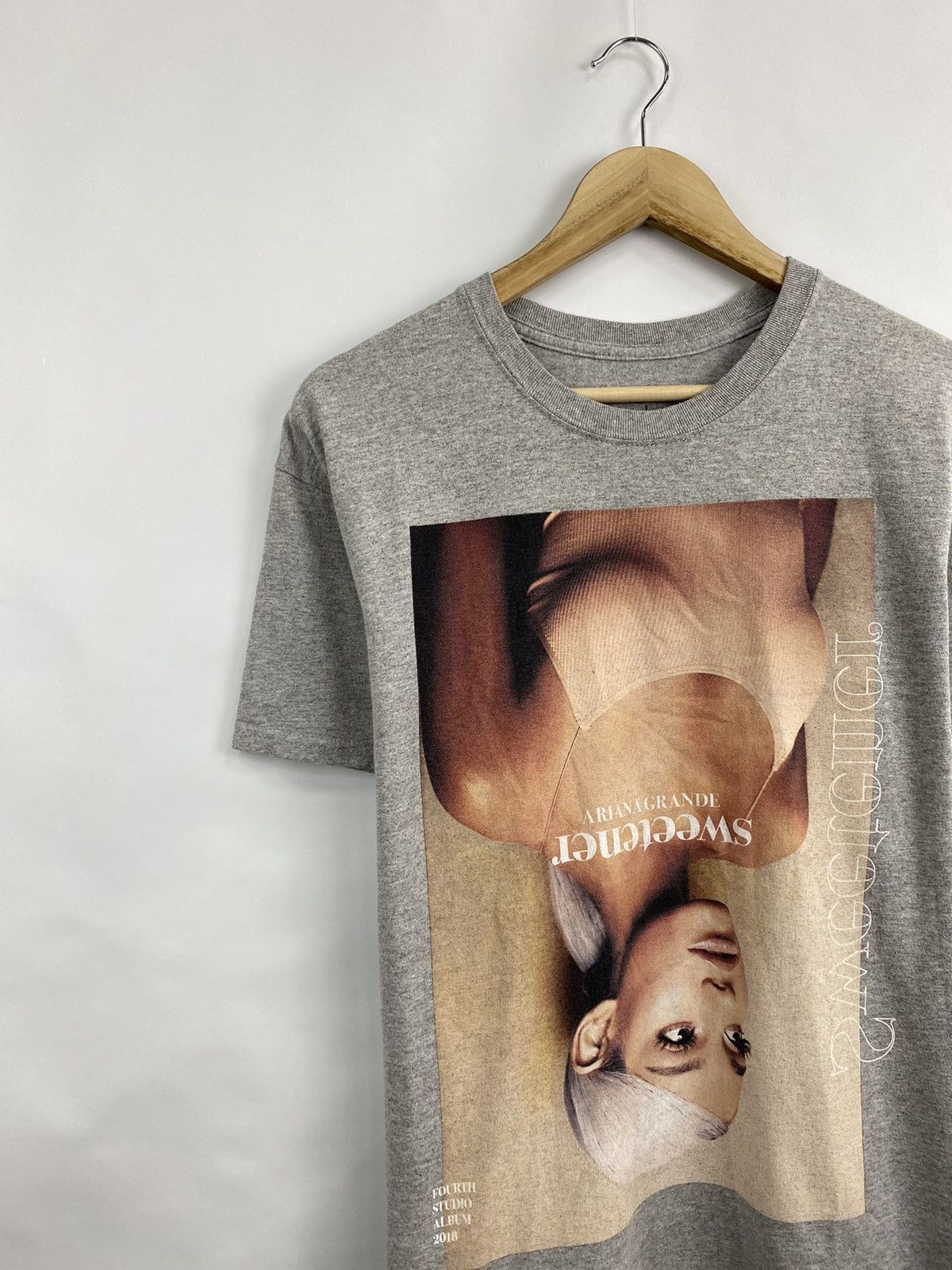 Band Tees 🇺🇸 Y2K Ariana Grande Tay Day T-Shirt Rare Retro Hype Size US L / EU 52-54 / 3 - 1 Thumbnail