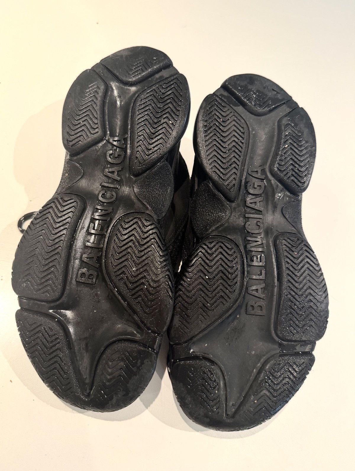 Balenciaga Black Balenciaga Triple S Size US 8 / EU 41 - 5 Thumbnail