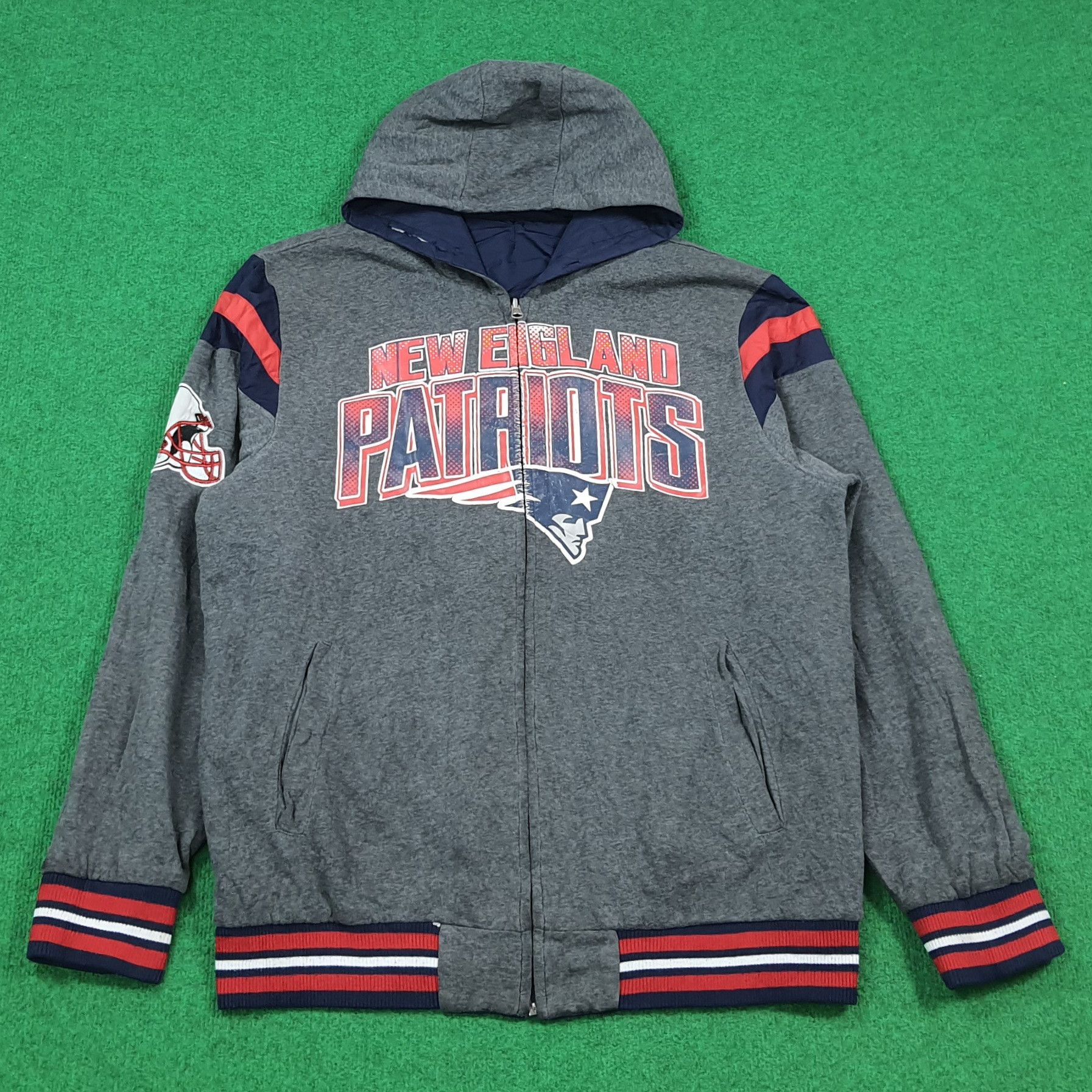 NFL Vintage New England Patriots Reversible Jacket Hoodie C288N2 Size US XL / EU 56 / 4 - 7 Thumbnail