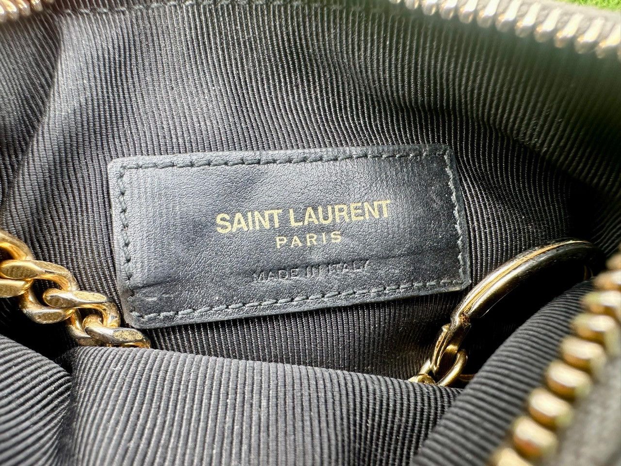 Yves Saint Laurent Authentic Saint Laurent Cassandre Matelasse Key Pouch In Size ONE SIZE - 8 Thumbnail