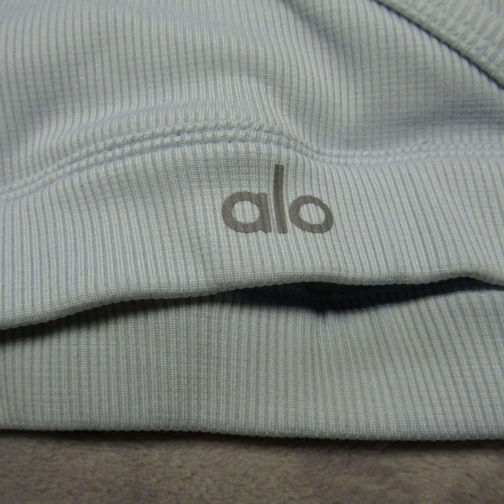 Alo ALO Yoga Sports Bra Women's XS Light Blue Ribbed Wrap Pullover Activewear Yoga Pilate Dance Walking Sports Bra Womens XS Blue Size XS / US 0-2 / IT 36-38 - 6 Thumbnail