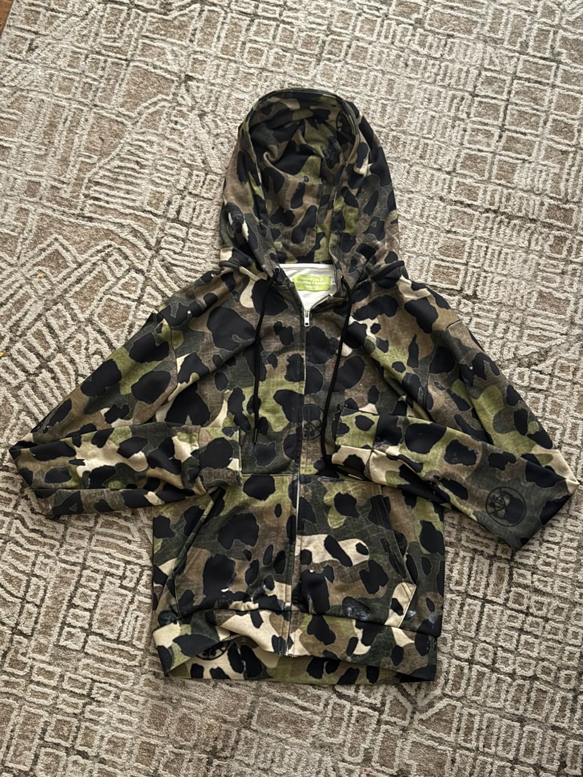 ihatestars x peaceinwar ihatewar ongoing camo zip up hoodie