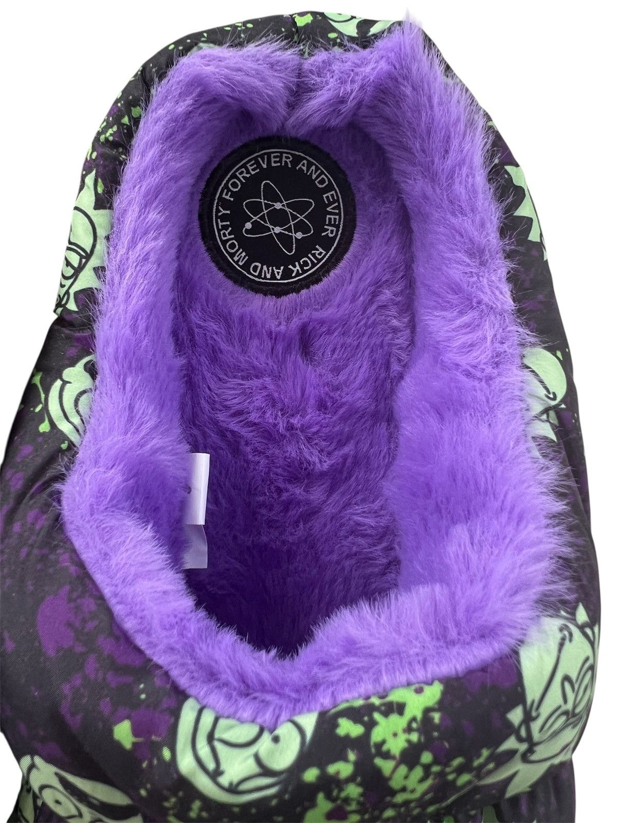 Other Official Rick and Morty “Forever” slippers Large (size 7)New Size US 7 / EU 40 - 2 Thumbnail
