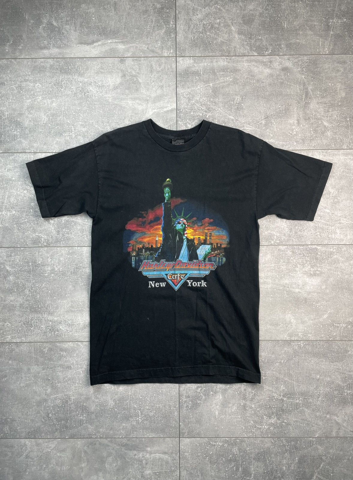 Harley Davidson Harley Davidson Cafe New York City 90s T-shirt Vintage Size US L / EU 52-54 / 3 - 1 Thumbnail