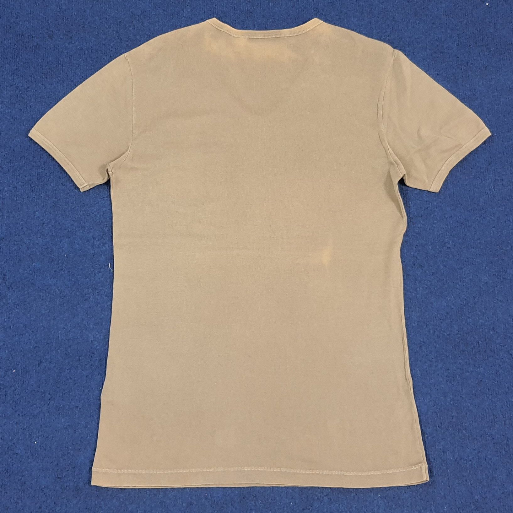 Prada × Vintage Vintage Prada Plain V Neck Desginer Tshirt Size S / US 4 / IT 40 - 3 Thumbnail
