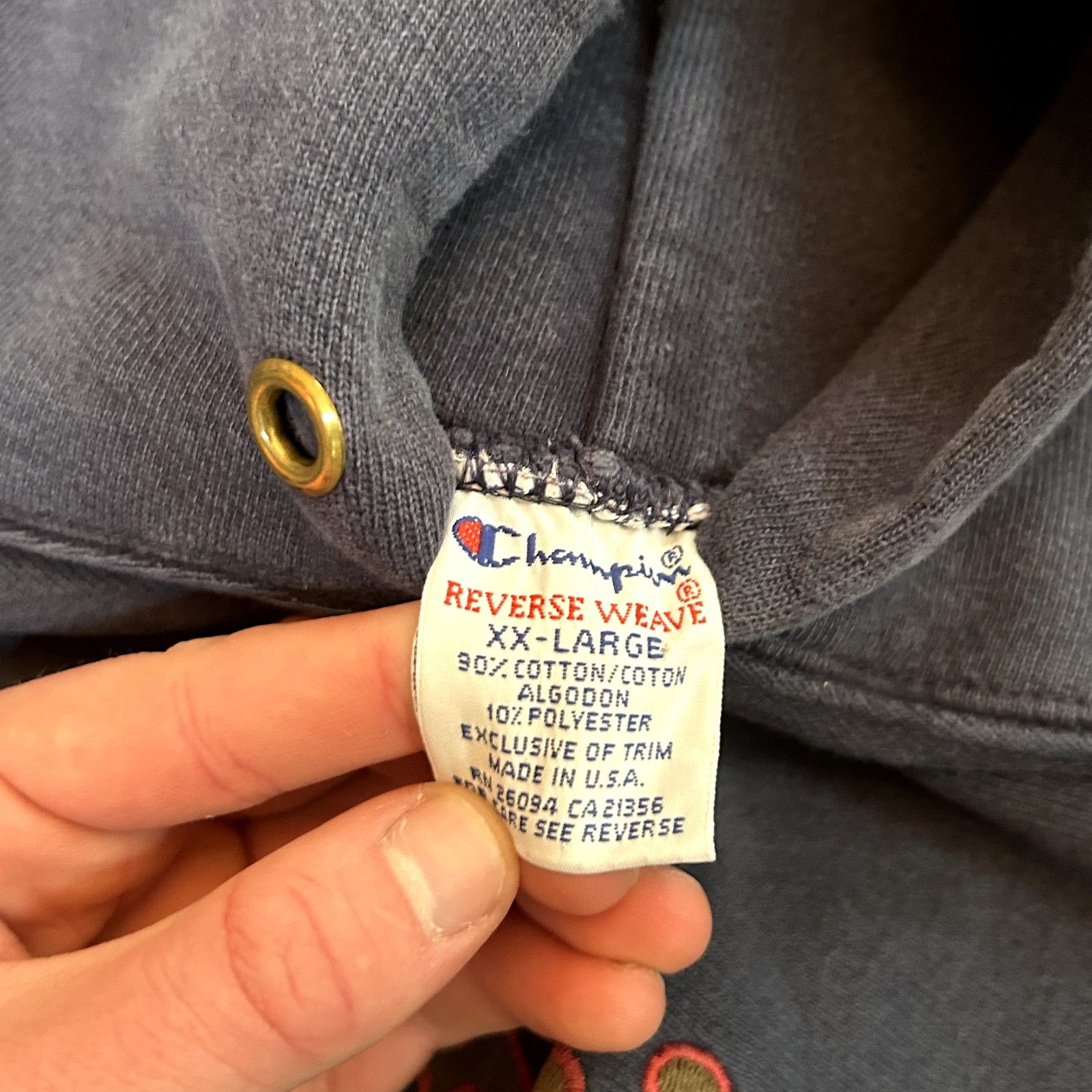 Champion Vintage 90s Champion Reverse Weave Navuy Hoodie XXL Size US XXL / EU 58 / 5 - 3 Thumbnail