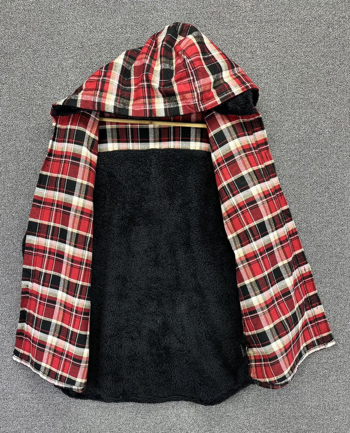 Japanese Brand Vintage Stud Muffin Shadow Plaid Fleece Button Up Jacket Size US L / EU 52-54 / 3 - 5 Thumbnail