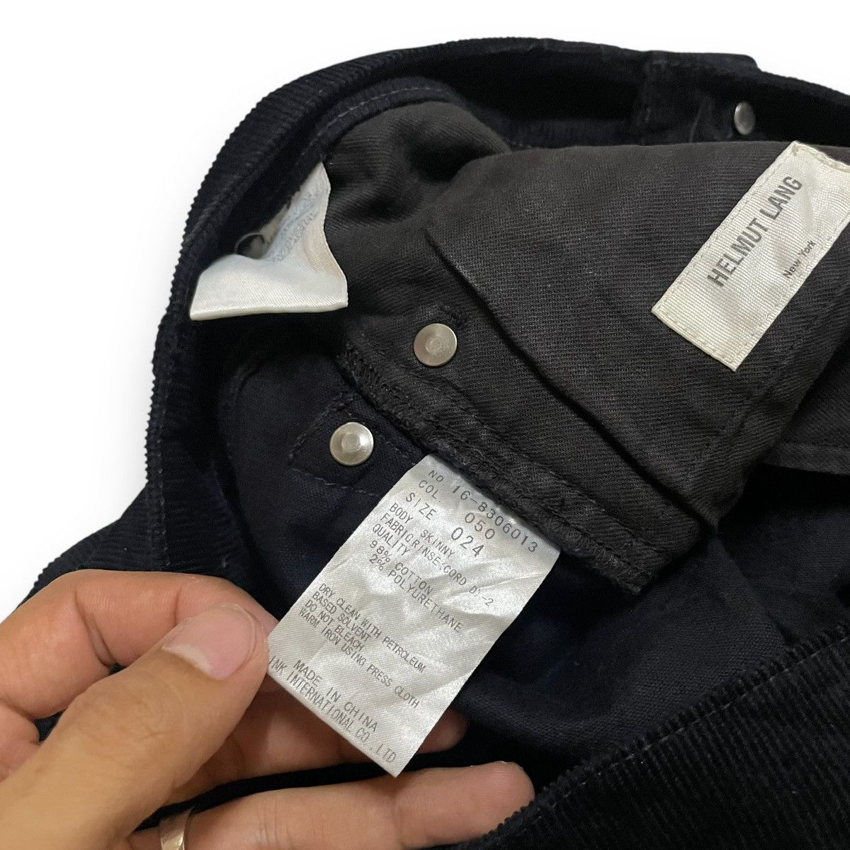 Helmut Lang ORIGINAL SKINNY CURDUROY HELMUT LANG NEW YORK (26×35) Size US 27 - 14 Thumbnail