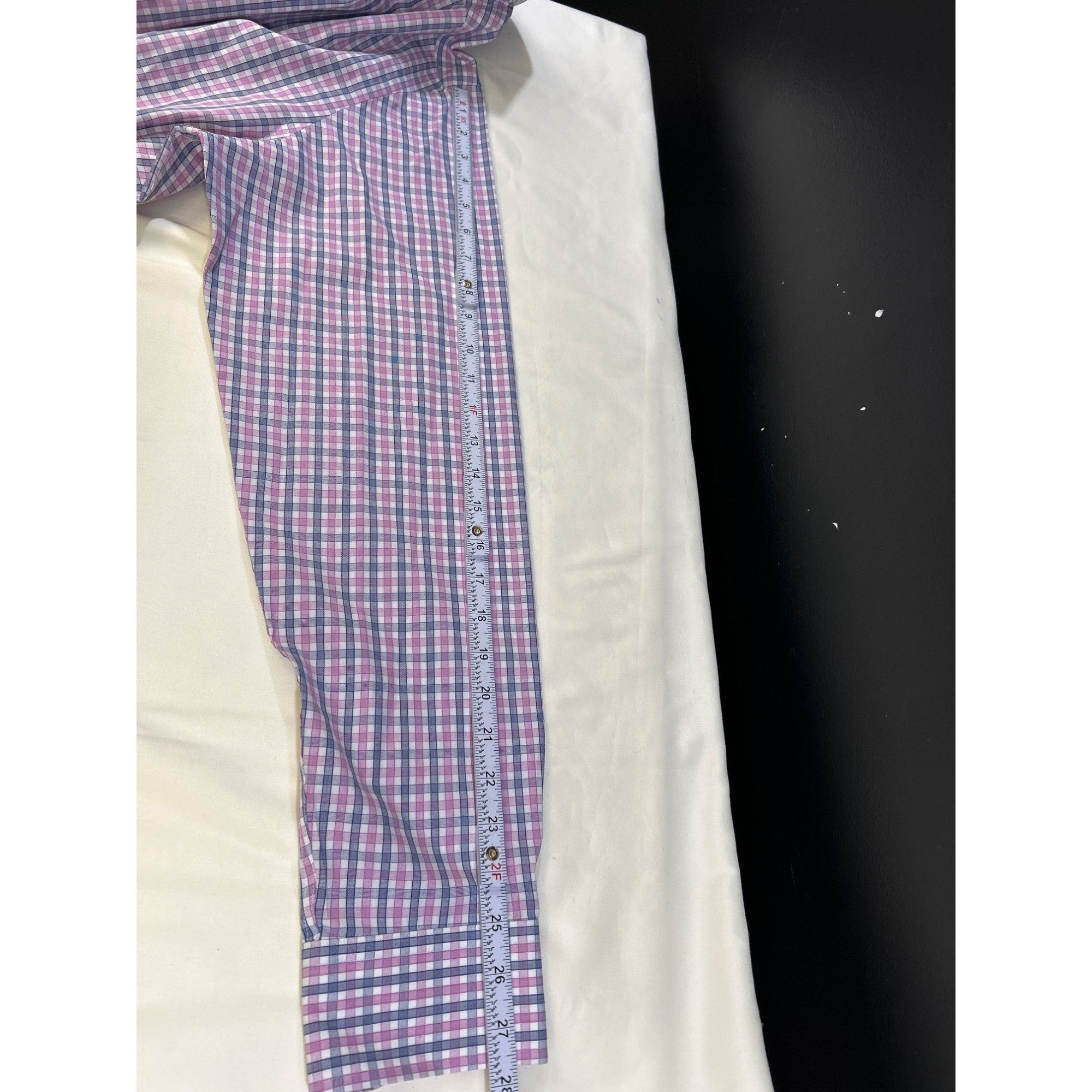 UNTUCKit UNtuckit Mens XL Pink & Blue Checkered Long Sleeve Shirt SKU Size US XL / EU 56 / 4 - 6 Thumbnail