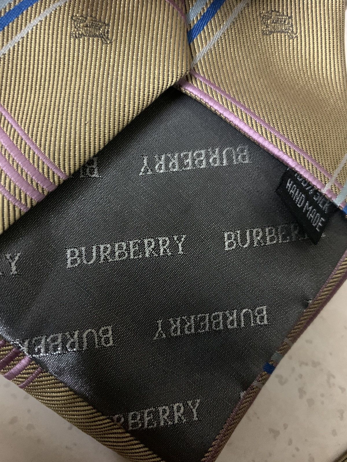 Burberry Four piece Burberry multicolour tie Size ONE SIZE - 24 Thumbnail