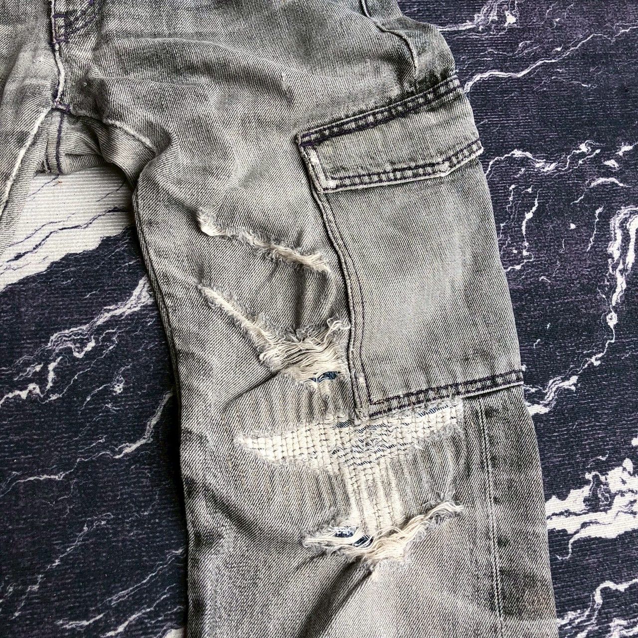 Neighborhood 2003 Neighborhood Savage Selvedge Distressed Cargo Denim Size US 33 - 4 Thumbnail