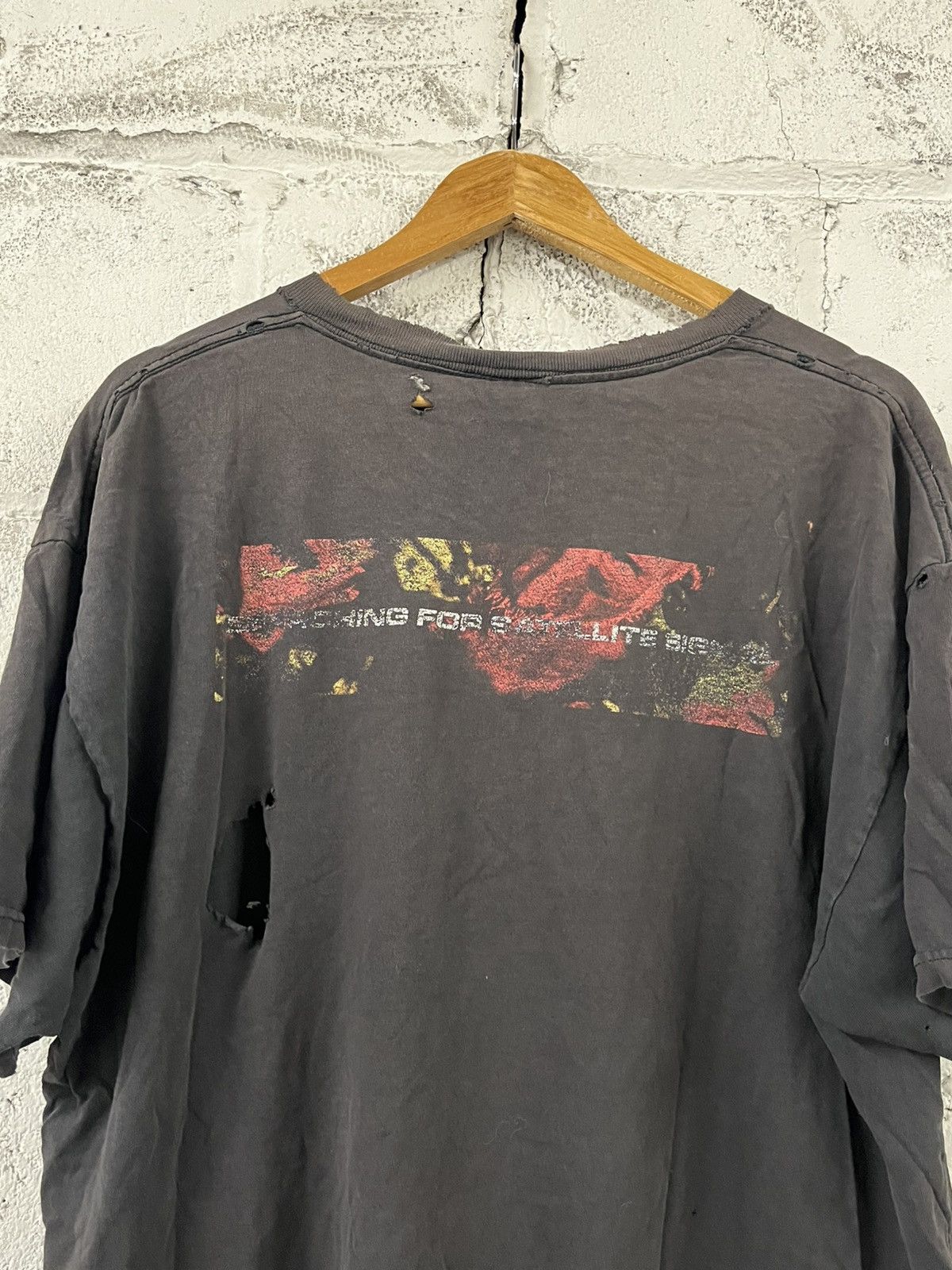 Band Tees System of a down rare thrashed 90s band tee grunge Size US XL / EU 56 / 4 - 9 Thumbnail