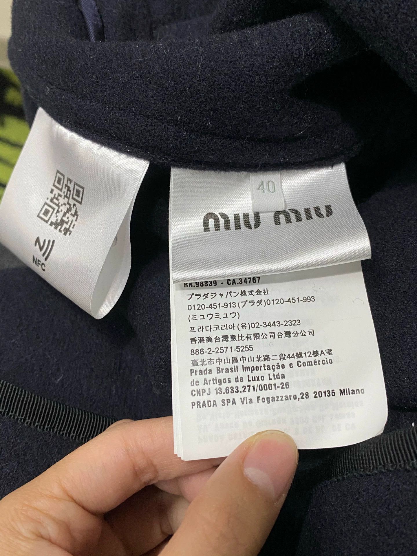 Miu Miu MIU MIU Women's Pearl Button Coat 40 Size M / US 6-8 / IT 42-44 - 6 Thumbnail