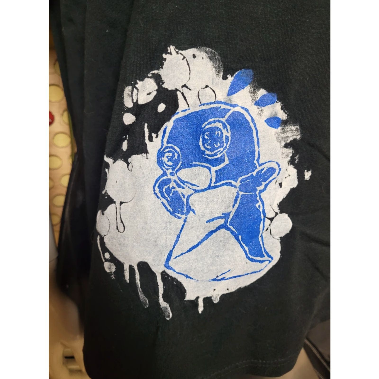 Jerzees VTG You Look Delicious Toys Graphic Tee Large Jerzees T-Shirt Michigan Black Cotton Blend Short Sleeve Logo Mens Art Toys 2010s Size US L / EU 52-54 / 3 - 3 Thumbnail
