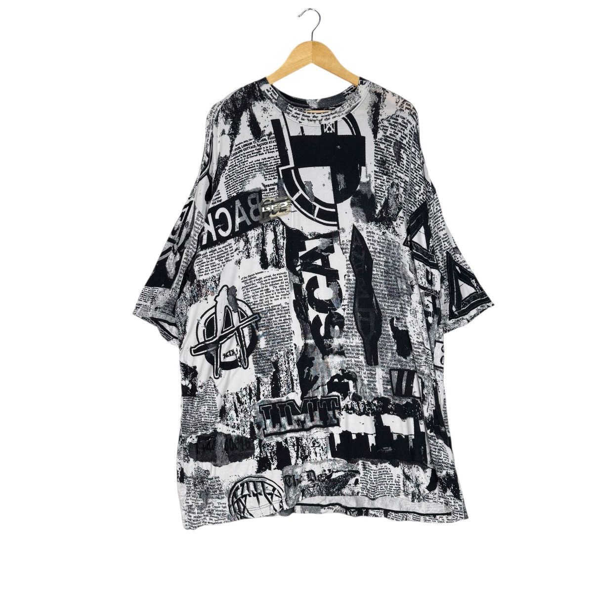 KTZ ☀️KTZ NEWSPAPER OVERSIZED T SHIRTS Size US XS / EU 42 / 0 - 2 Thumbnail