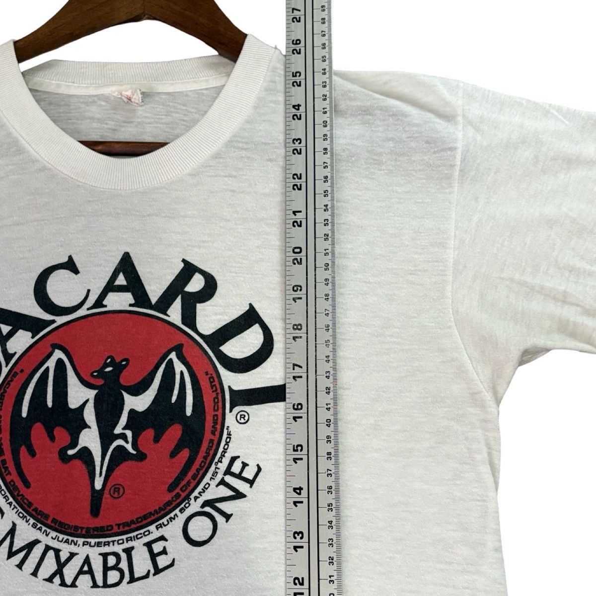 Other Vintage Bacardi Bat Logo T Shirt Paper Thin Men's L Bar Size US L / EU 52-54 / 3 - 7 Thumbnail