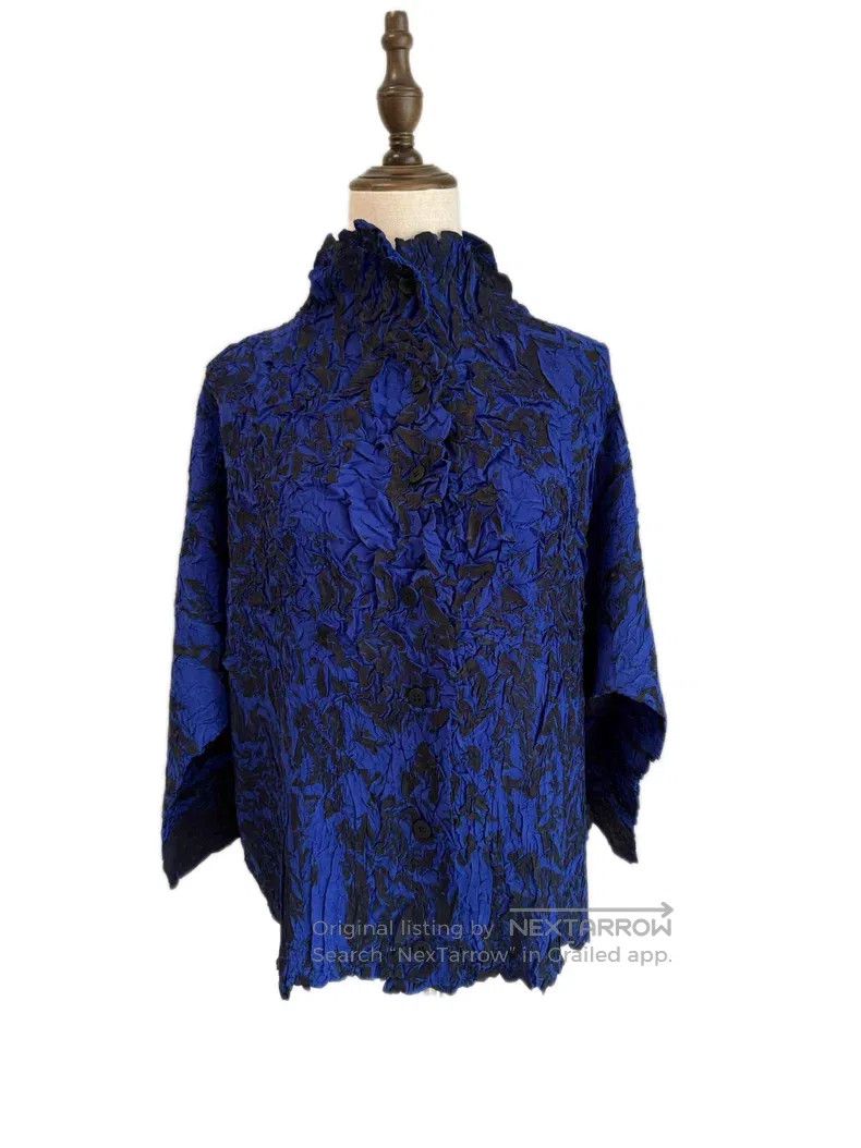Issey Miyake Issey Miyake Petal Ruched Long-sleeve Top Size M / US 6-8 / IT 42-44 - 3 Thumbnail