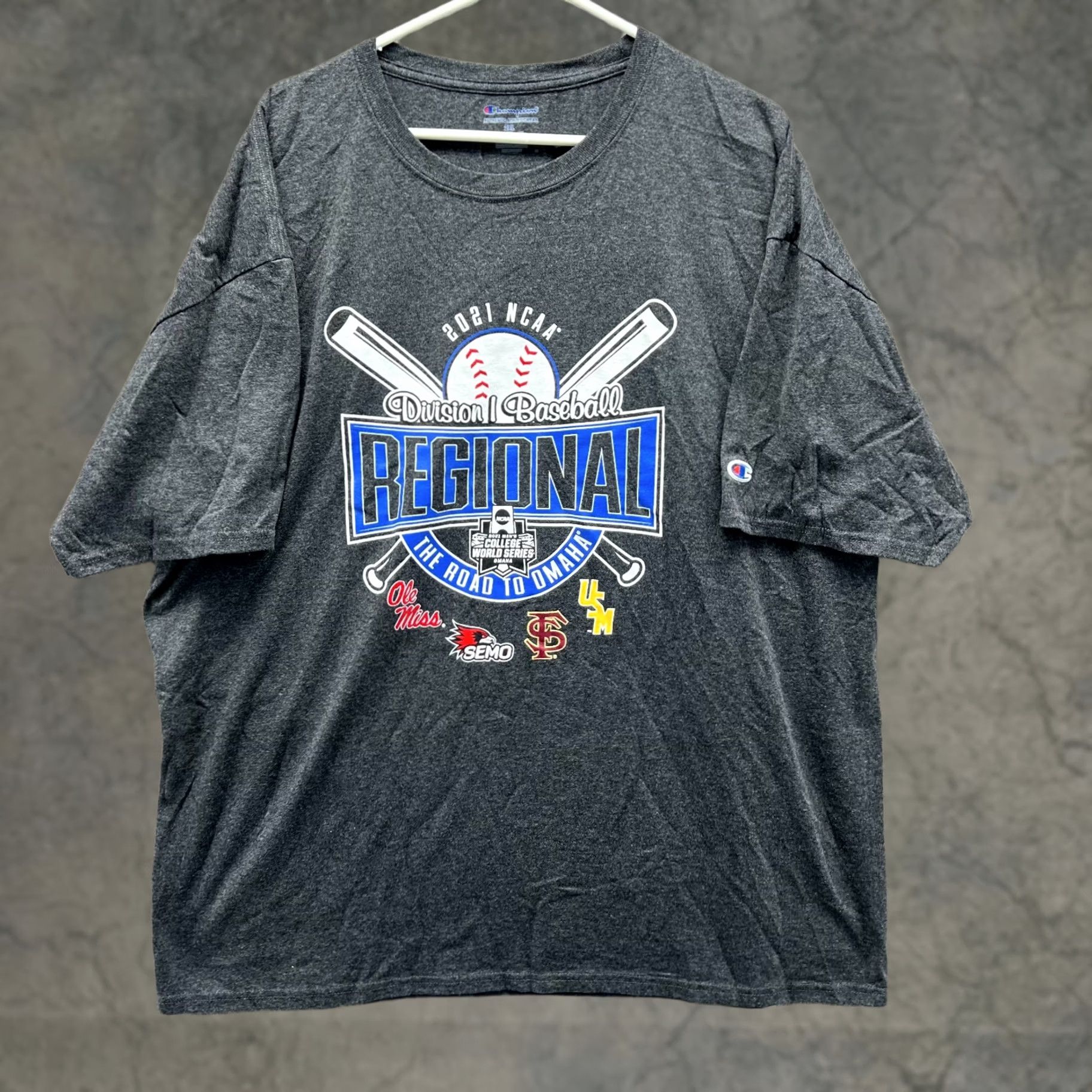 Champion VINTAGE Champion Shirt Mens 2XL Gray Graphic Ole Miss LSU 2021 NCAA Regional Baseball Size US XXL / EU 58 / 5 - 1 Thumbnail